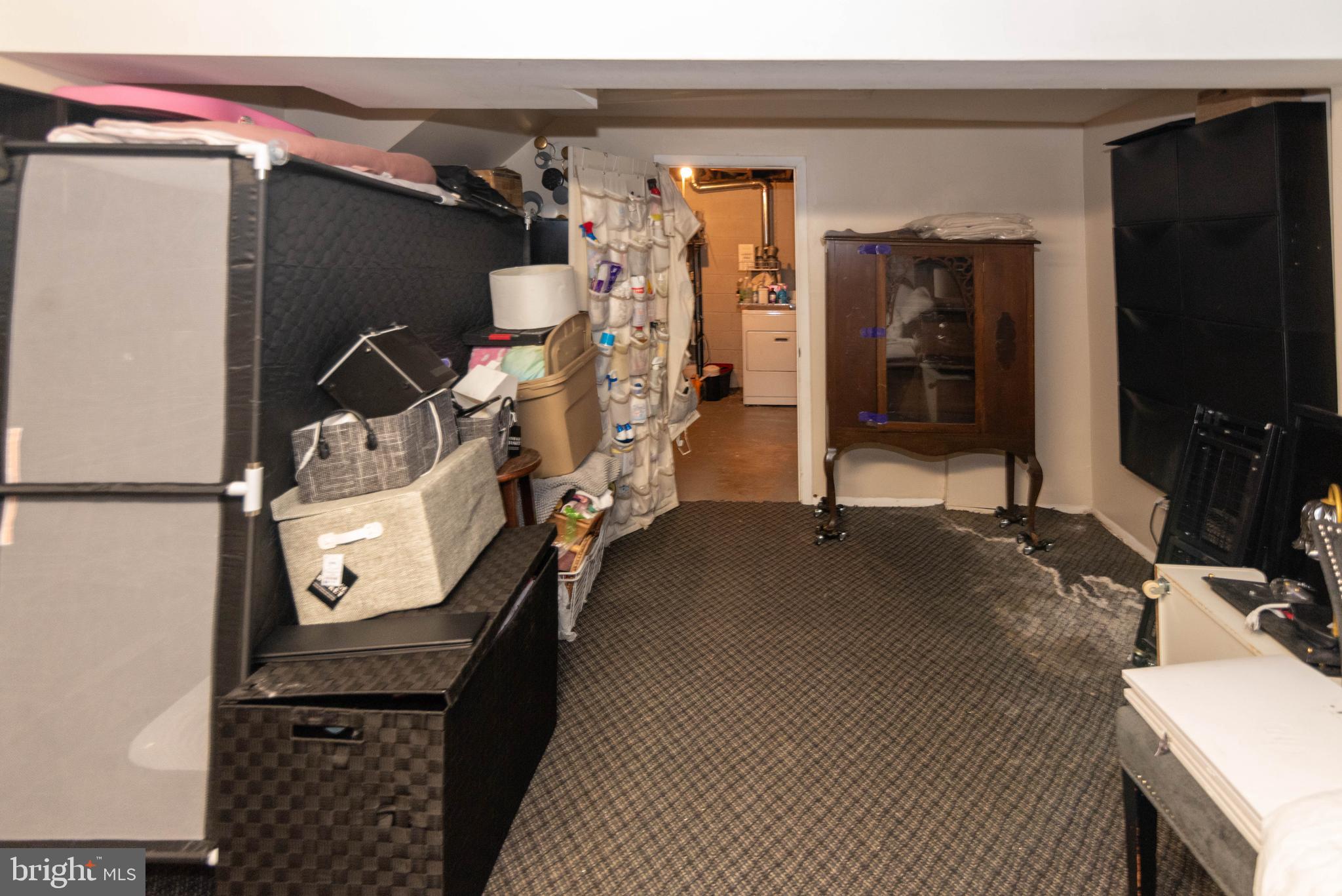 BROOKSIDE MANOR - Residential