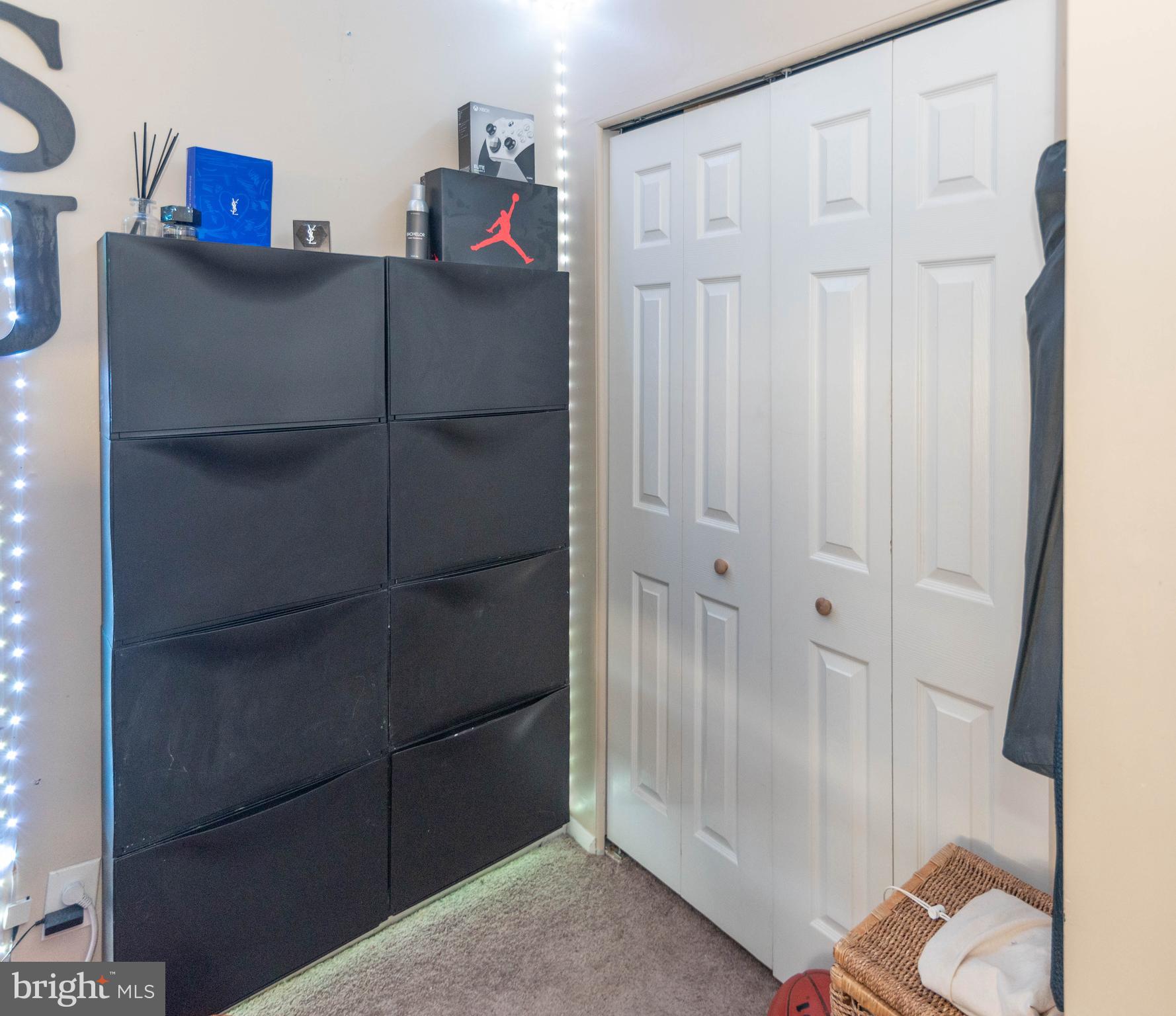 BROOKSIDE MANOR - Residential