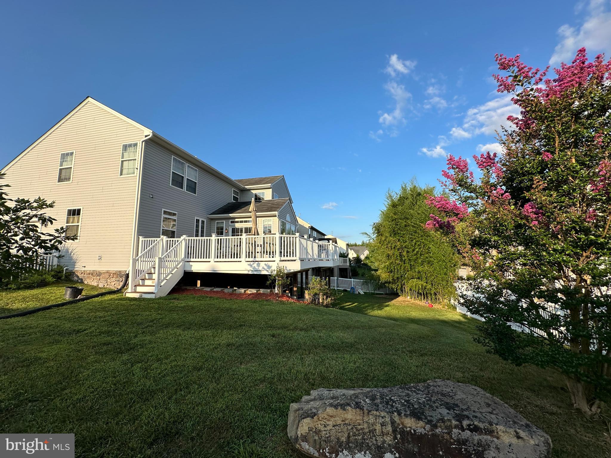EAST VALLEY OAKS - Residential
