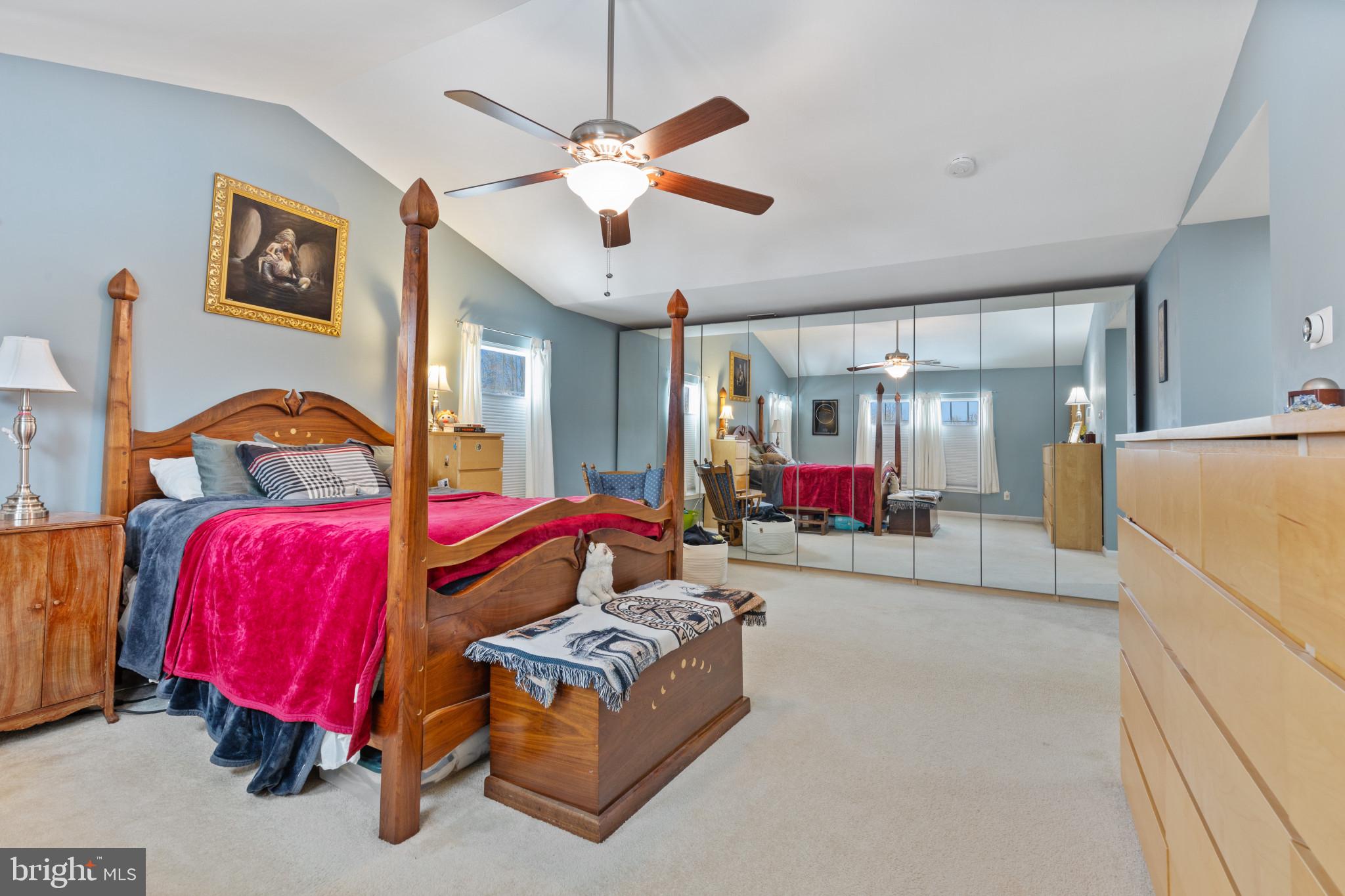 EAST VALLEY OAKS - Residential
