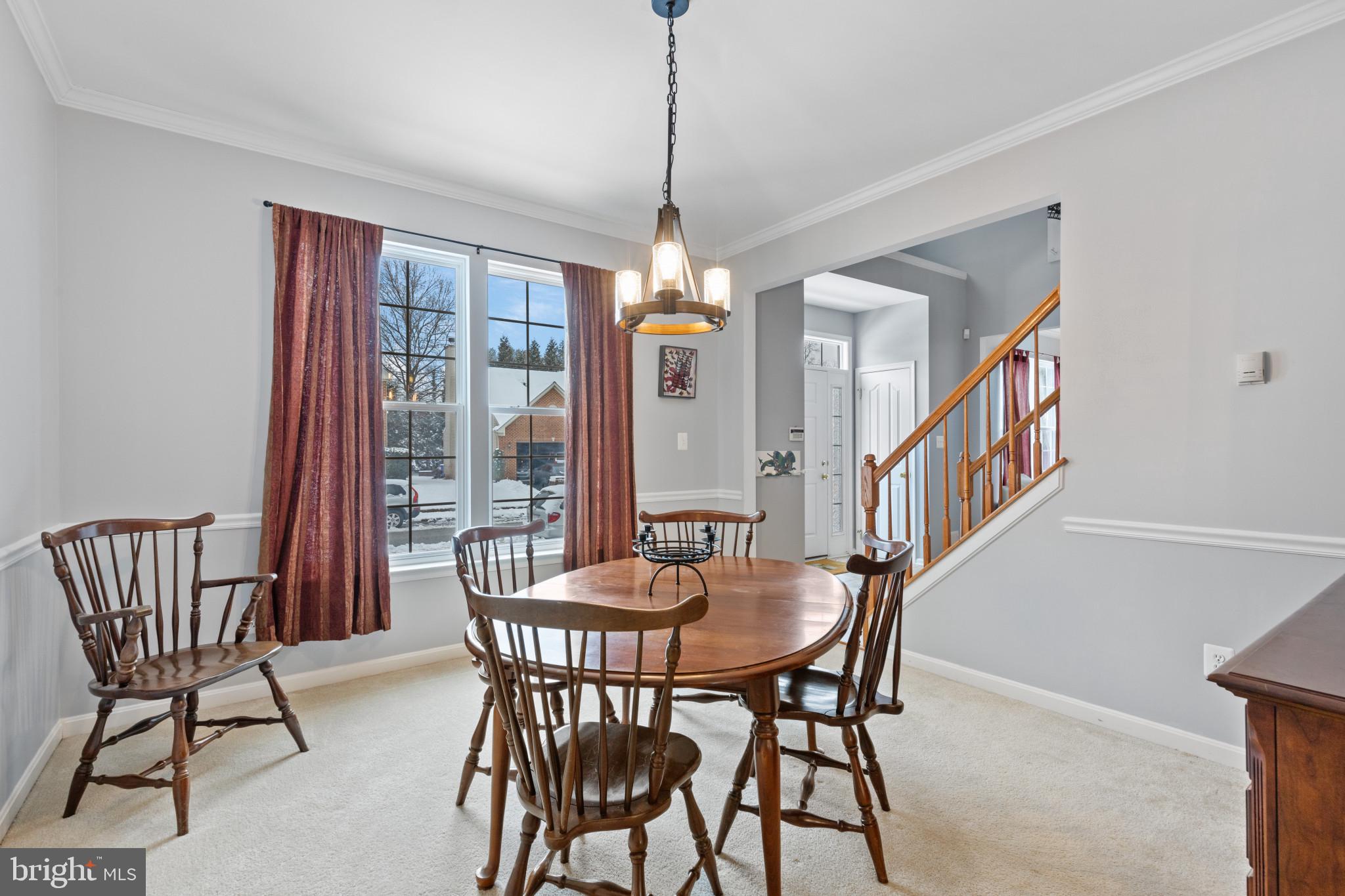 EAST VALLEY OAKS - Residential