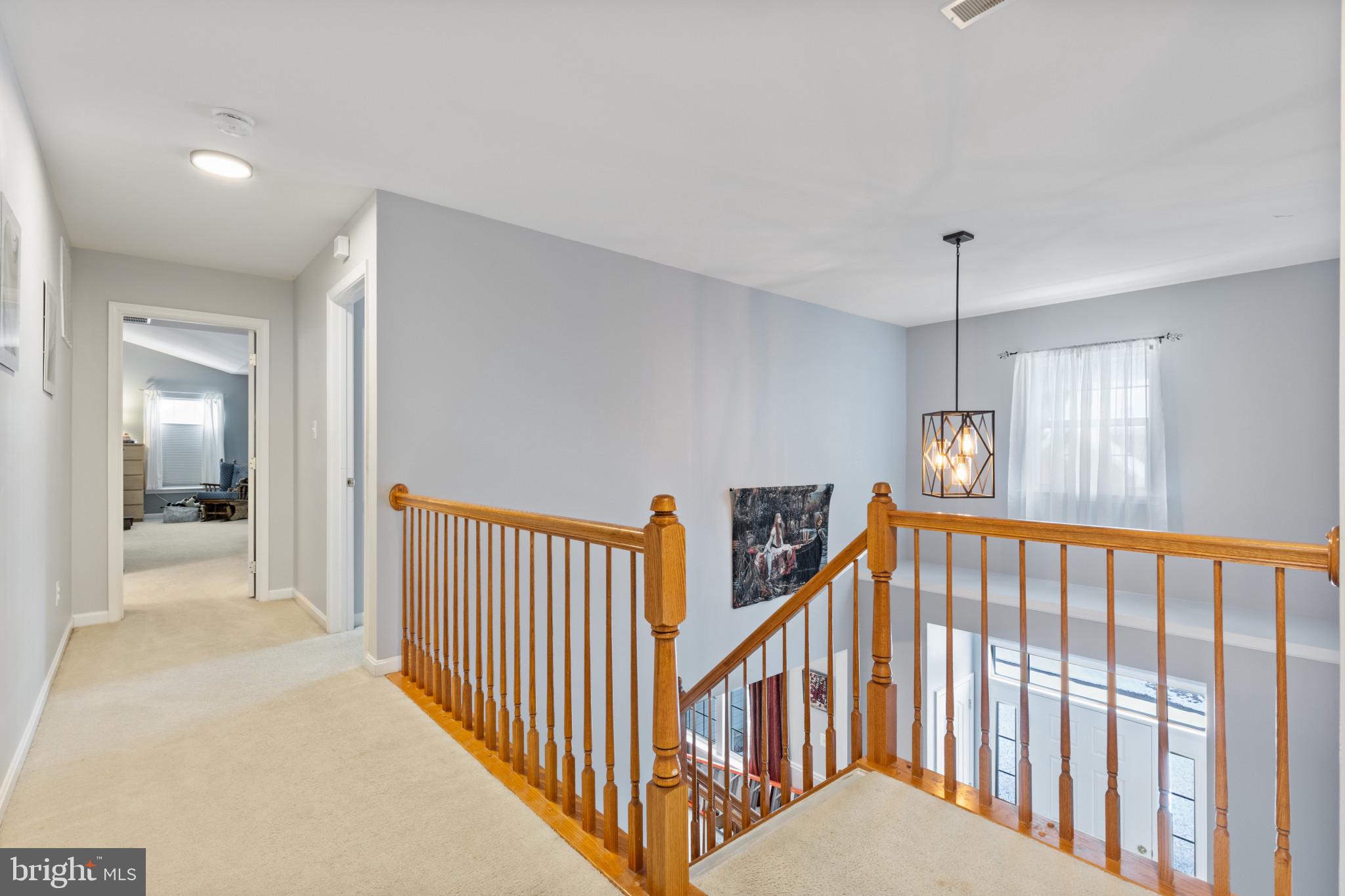 EAST VALLEY OAKS - Residential