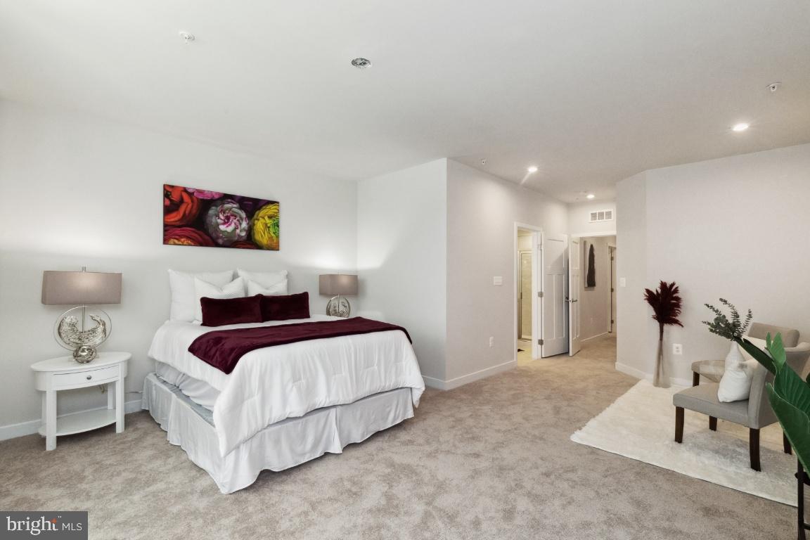 WESTPHALIA TOWN CENTER - Residential Lease