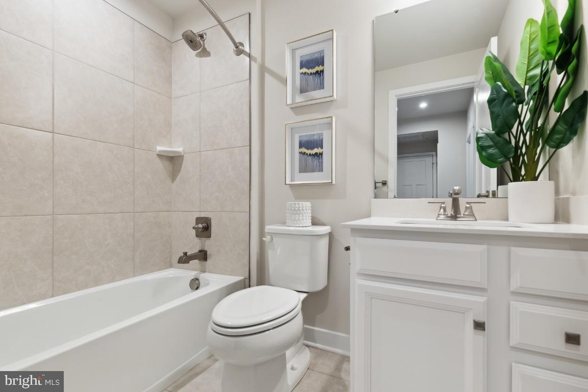 WESTPHALIA TOWN CENTER - Residential Lease