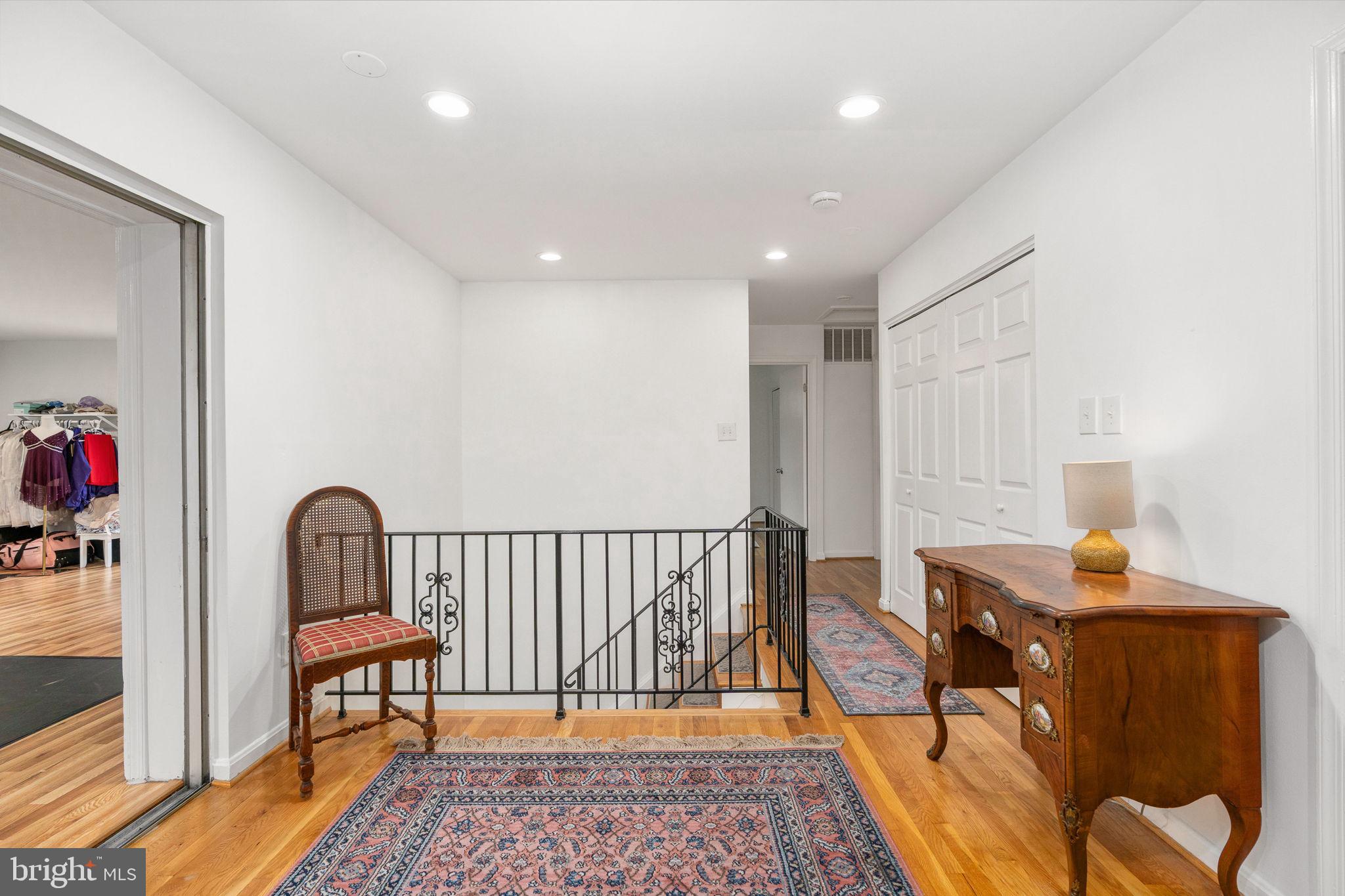 KINGS PARK - Residential