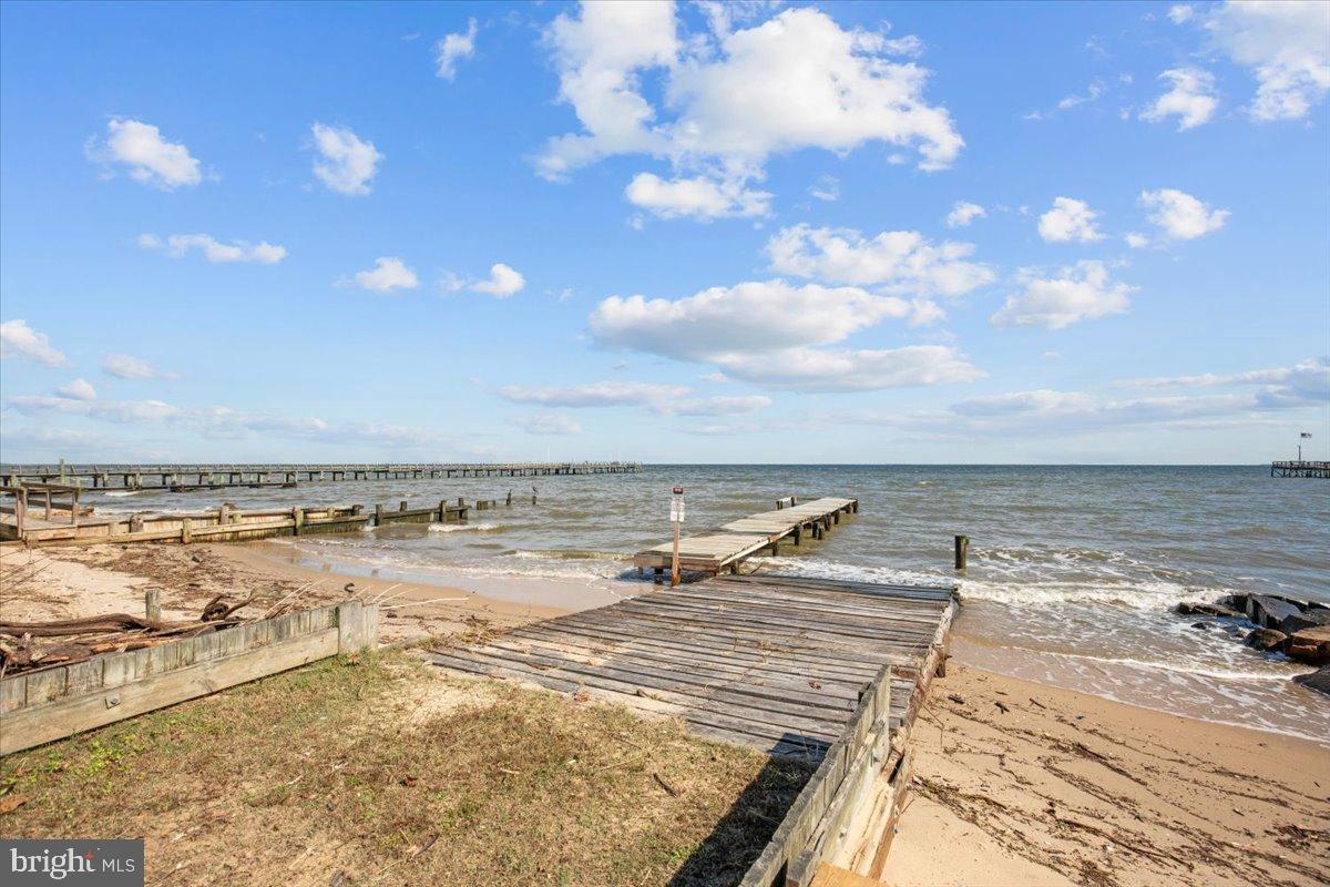 KENWOOD BEACH - Residential Lease