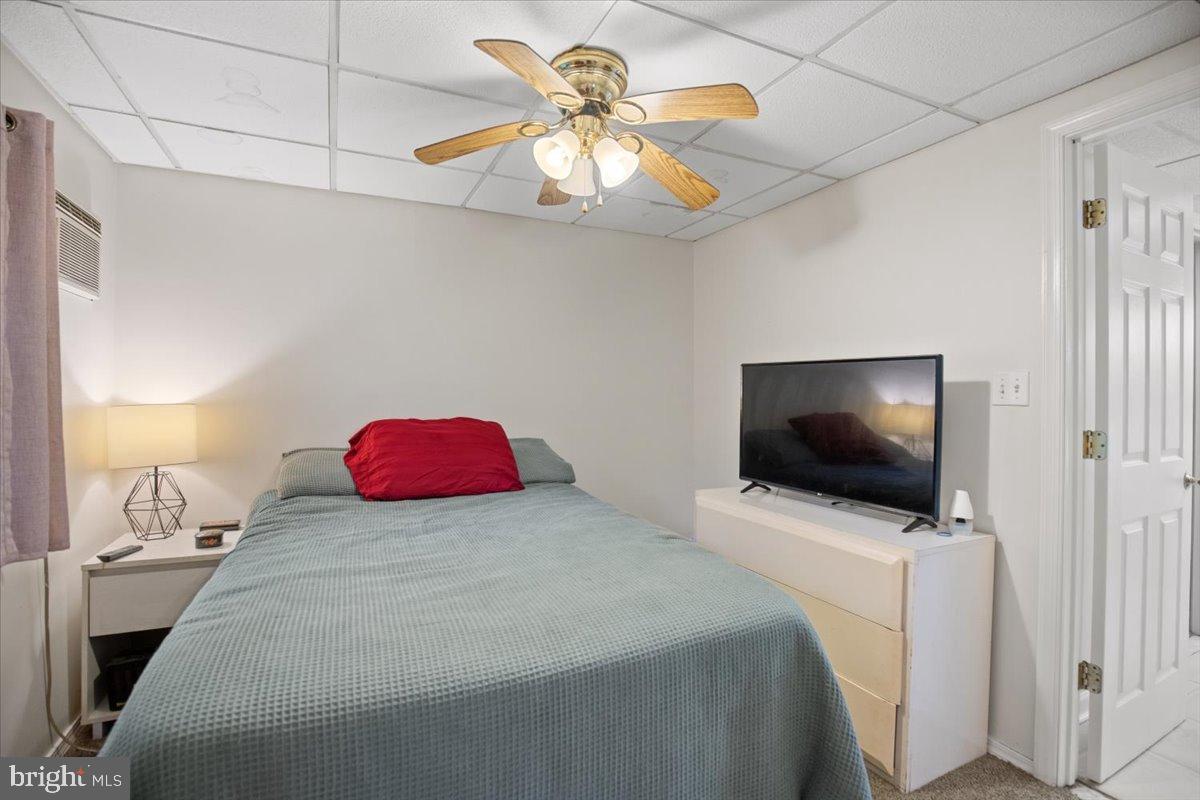 KENWOOD BEACH - Residential Lease