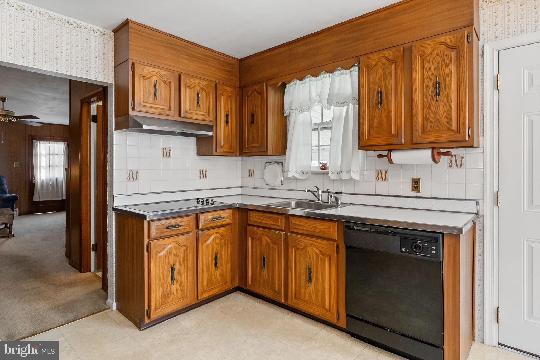 MAPLE GLEN - Residential