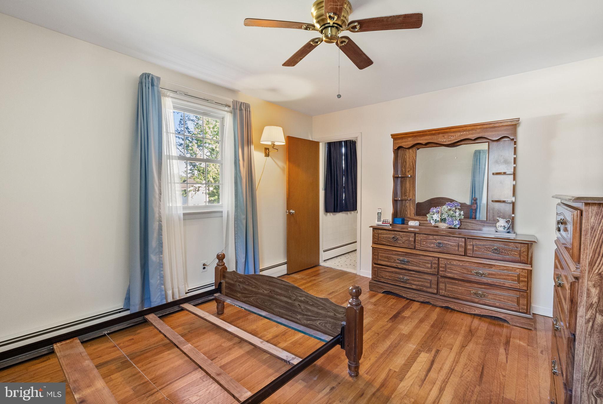 MAPLE GLEN - Residential