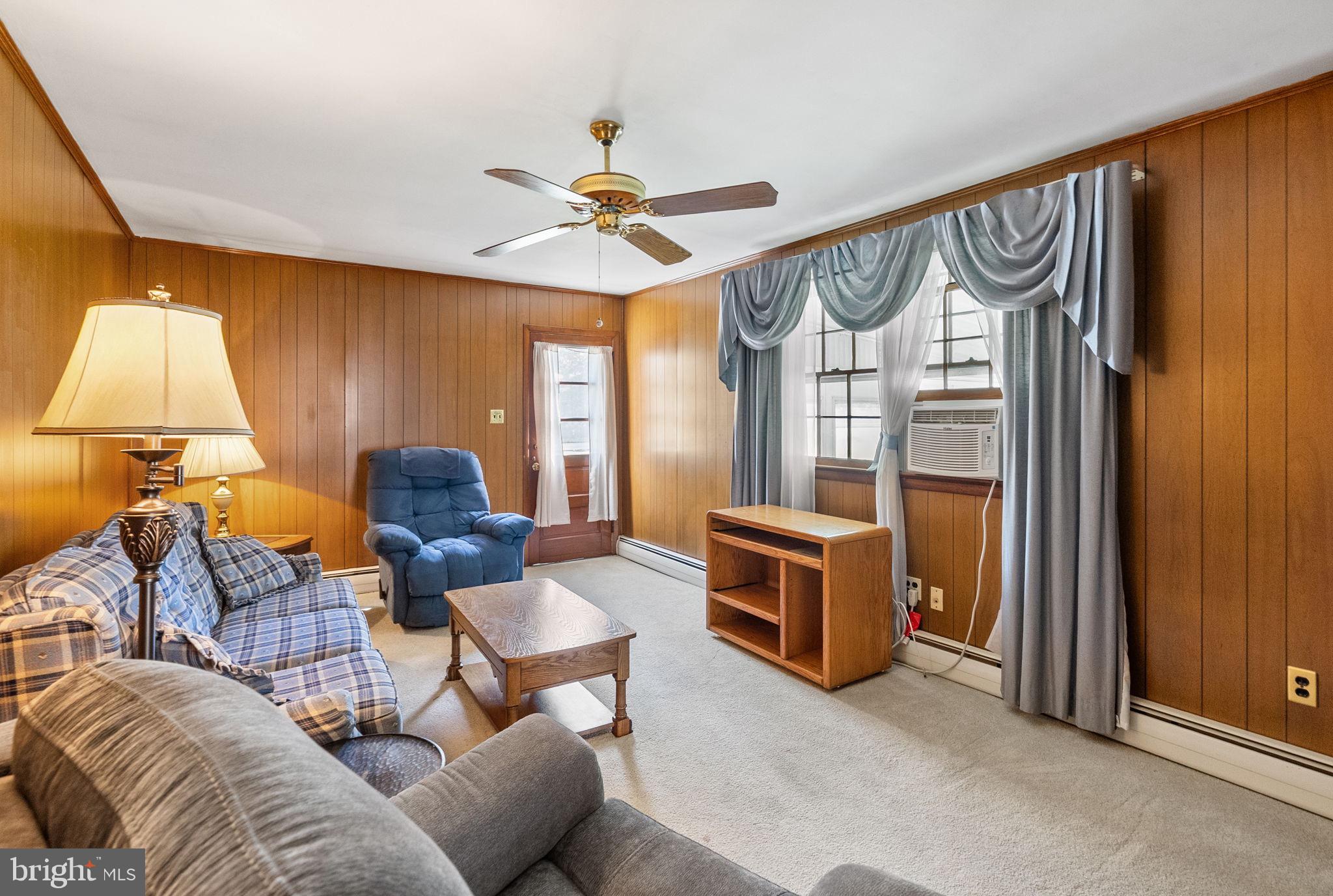 MAPLE GLEN - Residential