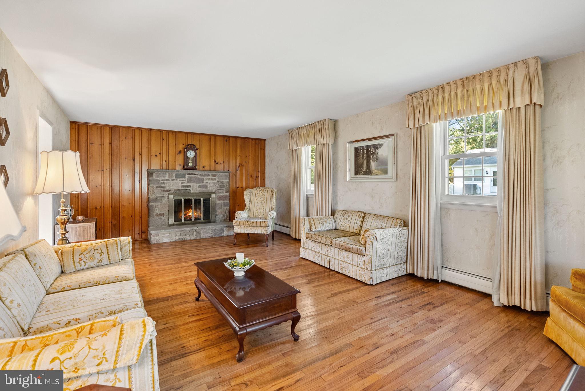 MAPLE GLEN - Residential