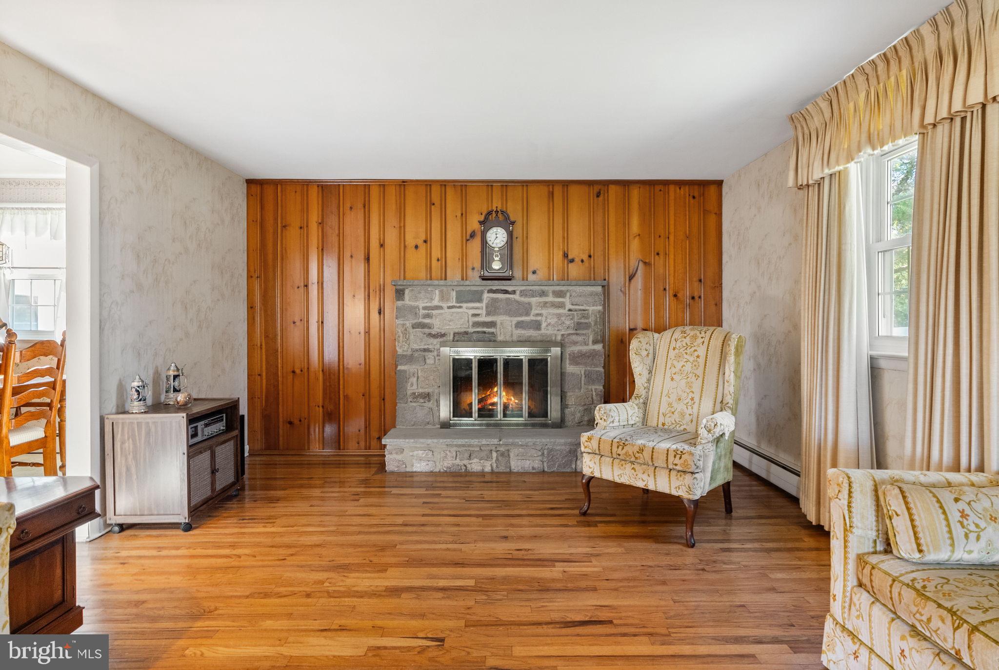 MAPLE GLEN - Residential