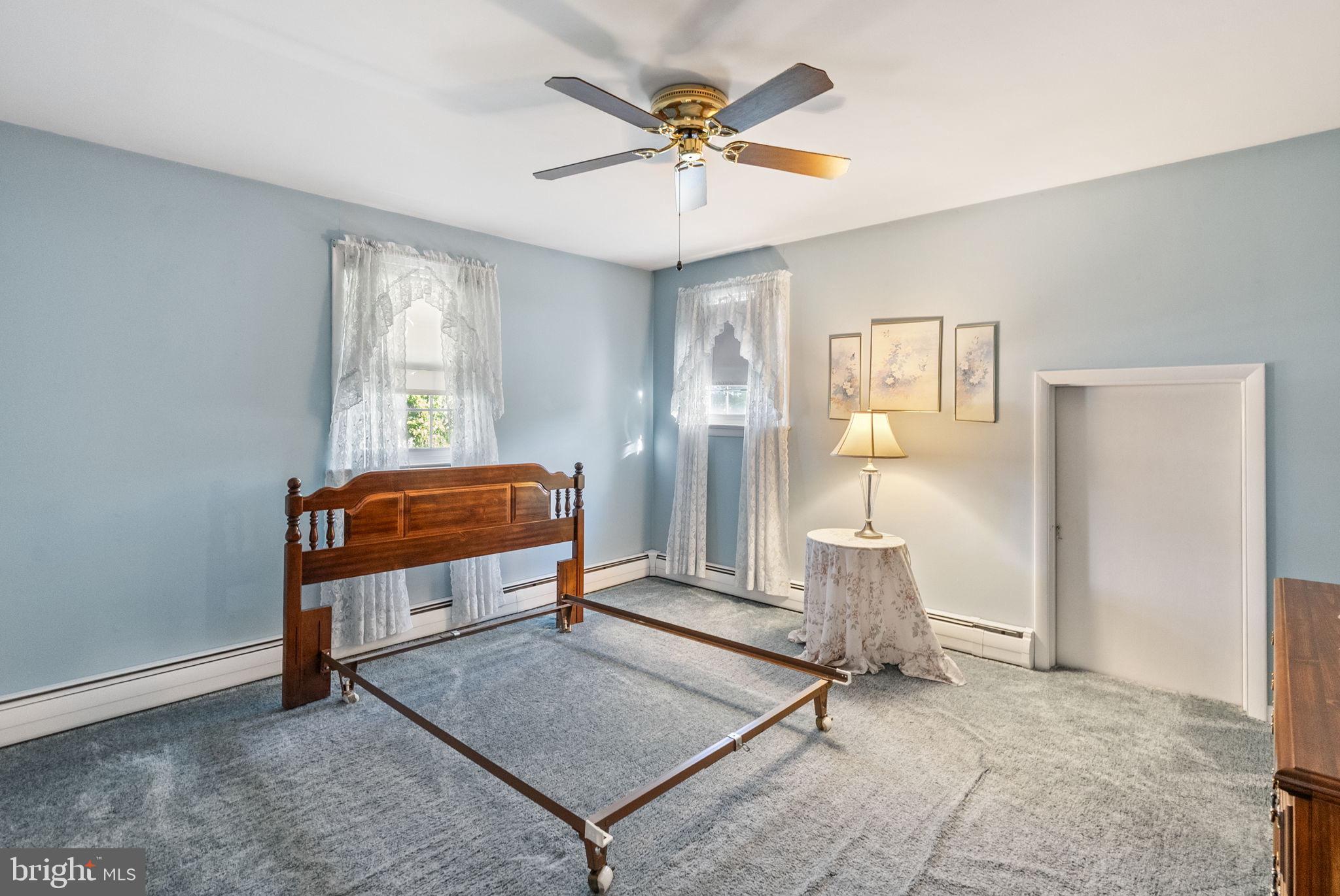 MAPLE GLEN - Residential