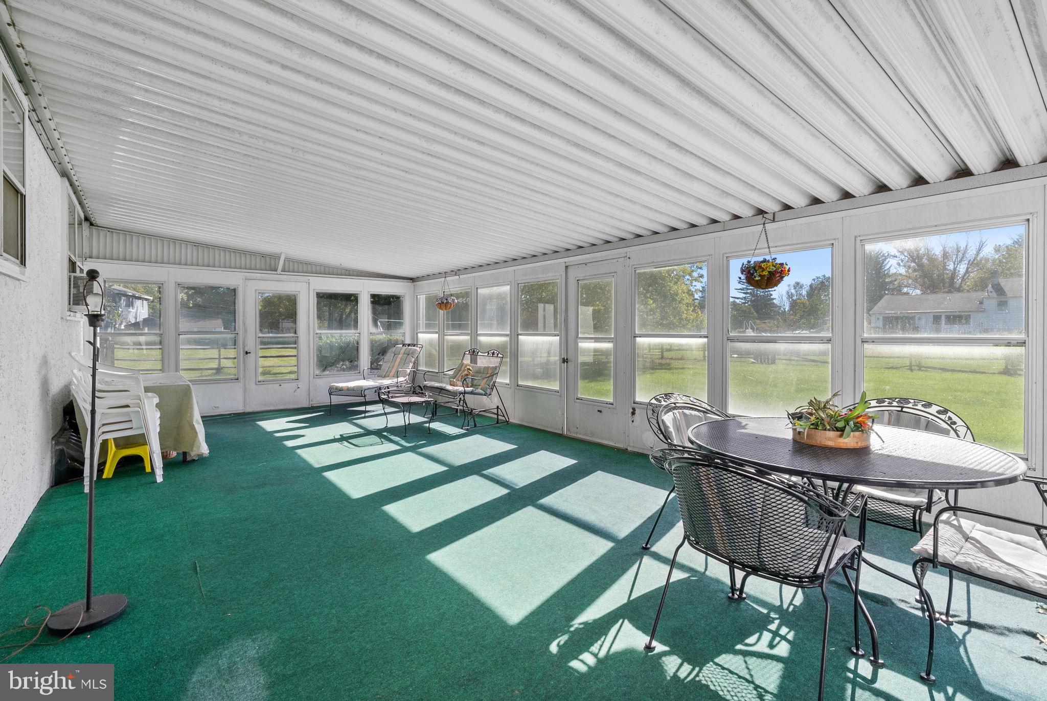 MAPLE GLEN - Residential