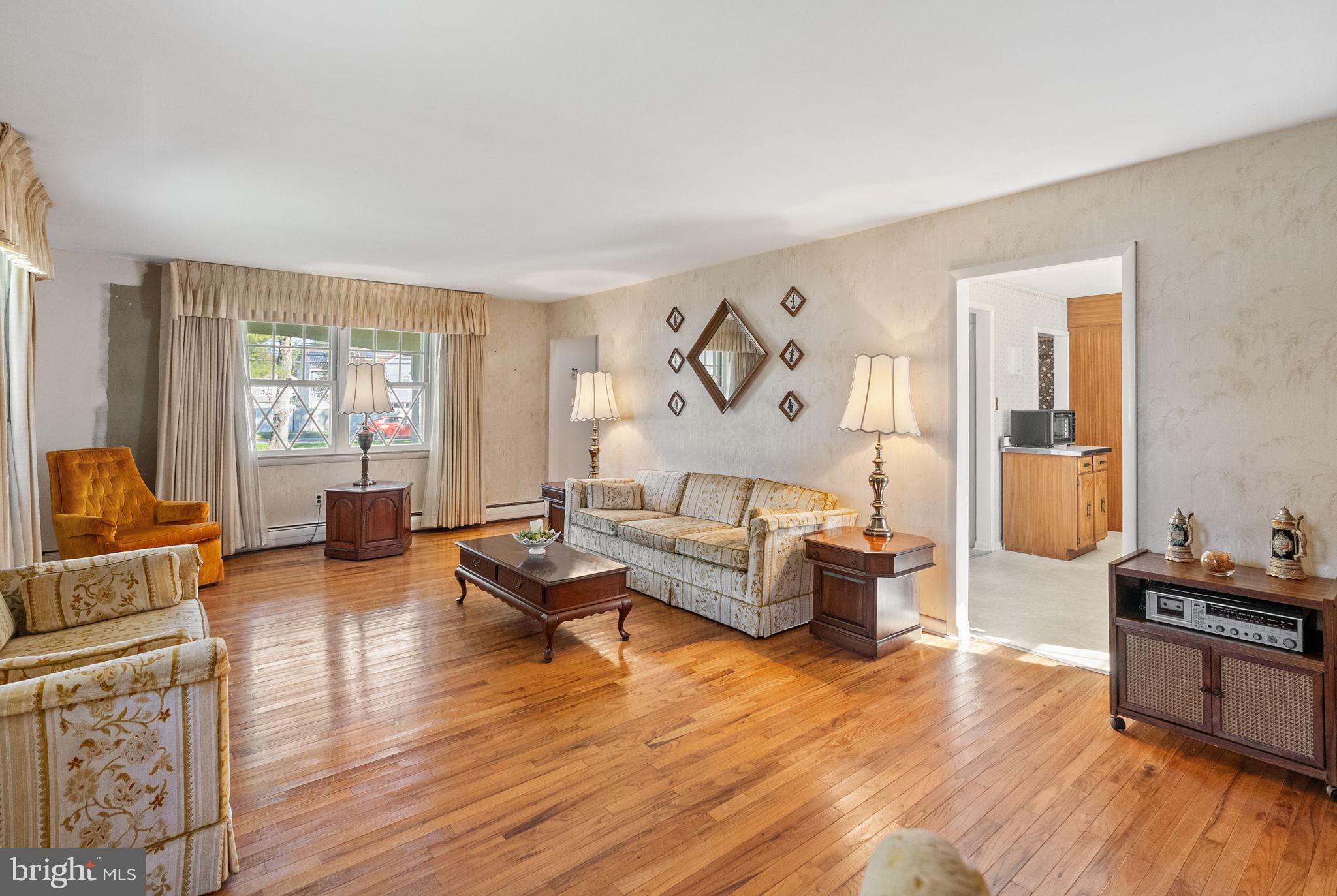 MAPLE GLEN - Residential