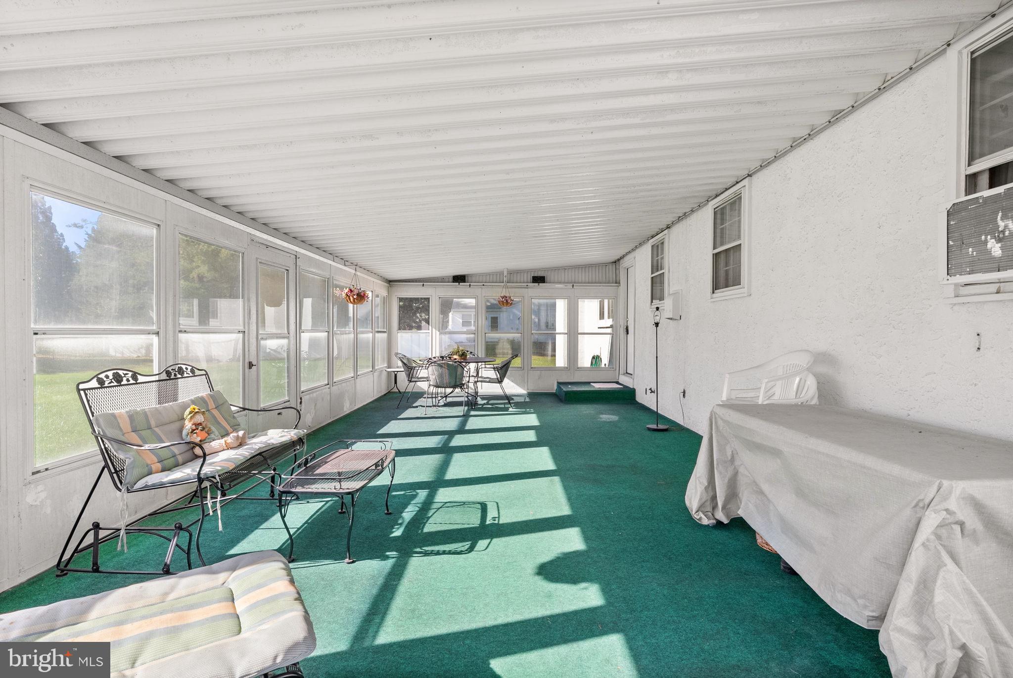 MAPLE GLEN - Residential