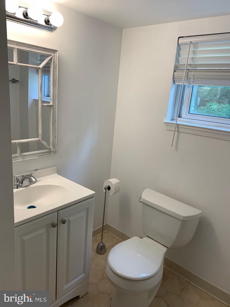 YATES VILLAGE - Residential Lease