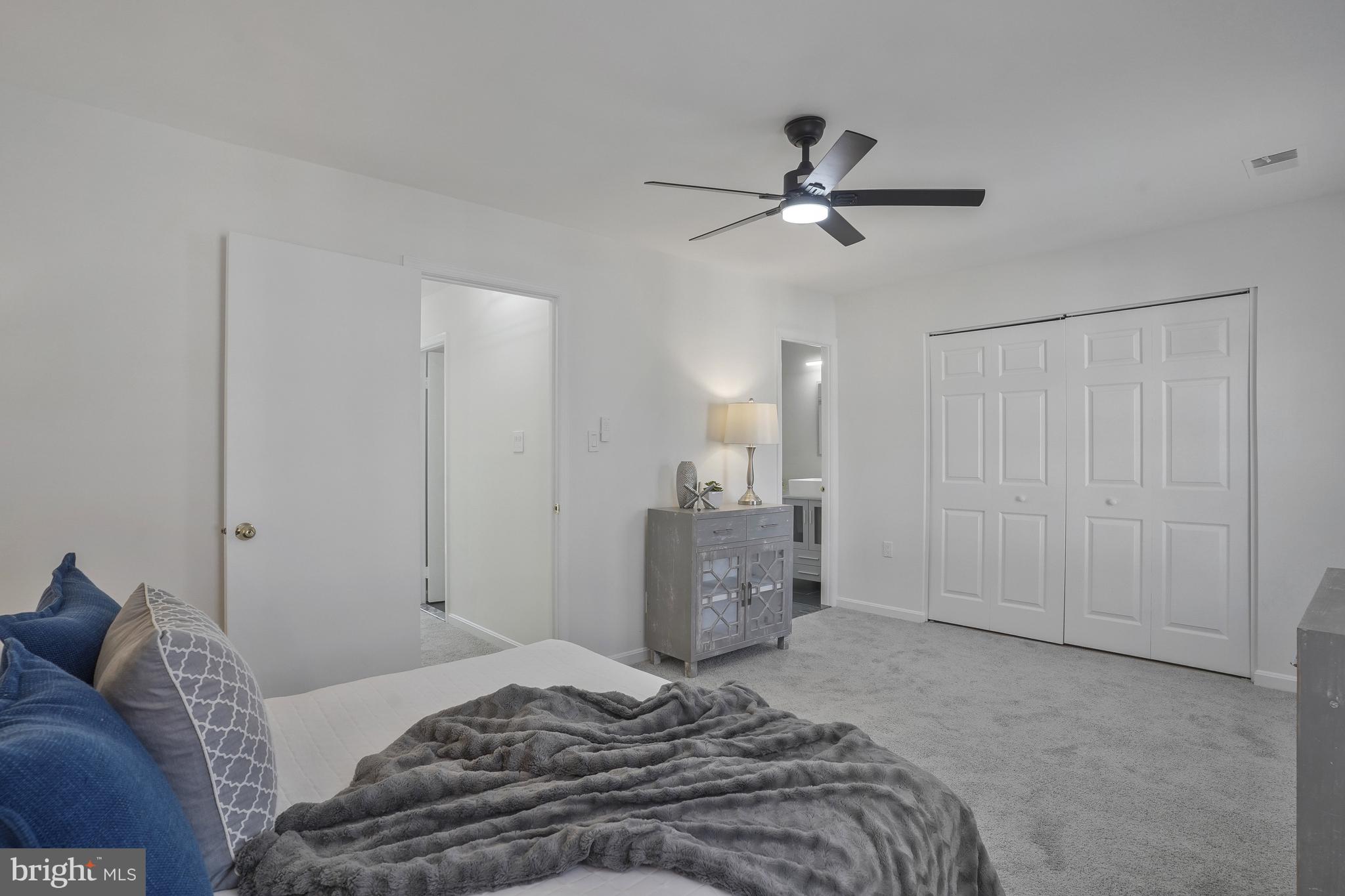 COLONY PARK - Residential