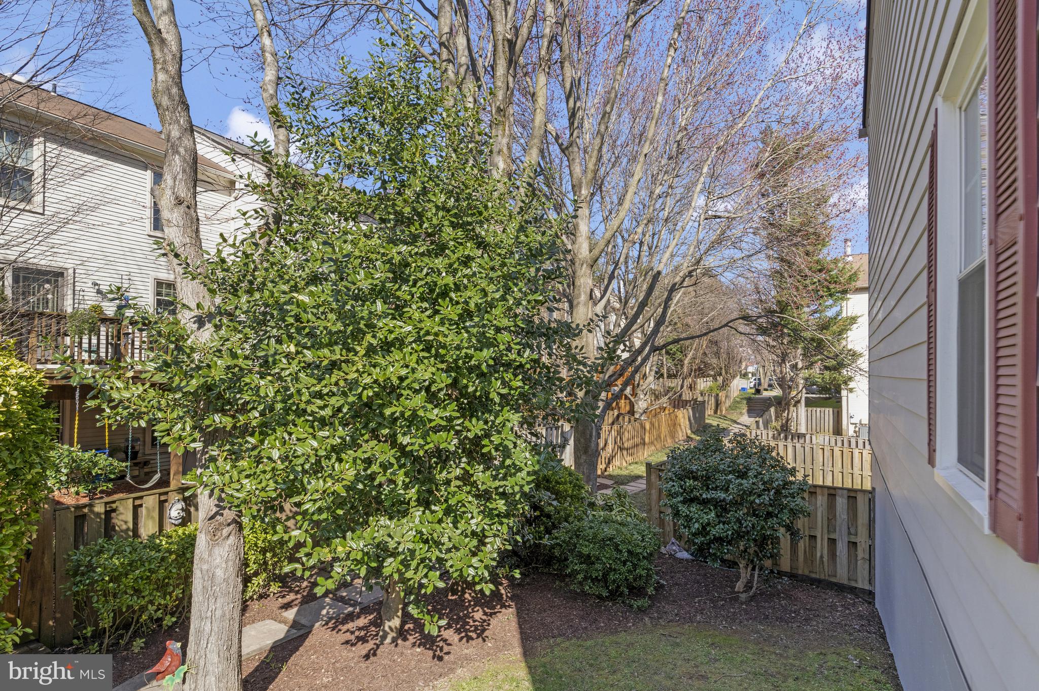 COLONY PARK - Residential