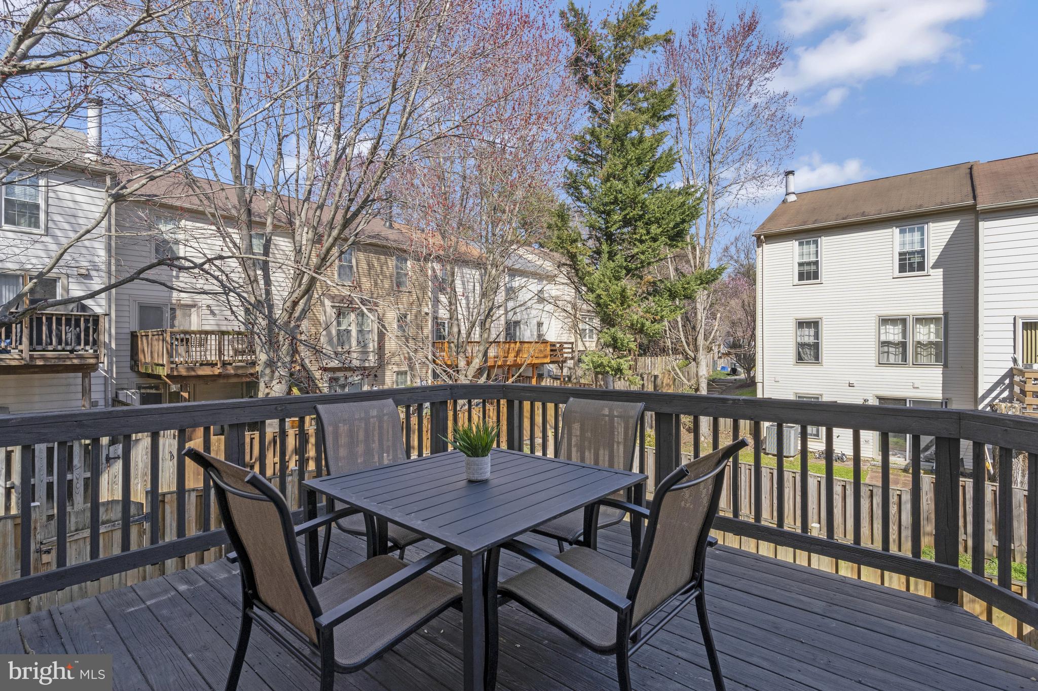 COLONY PARK - Residential