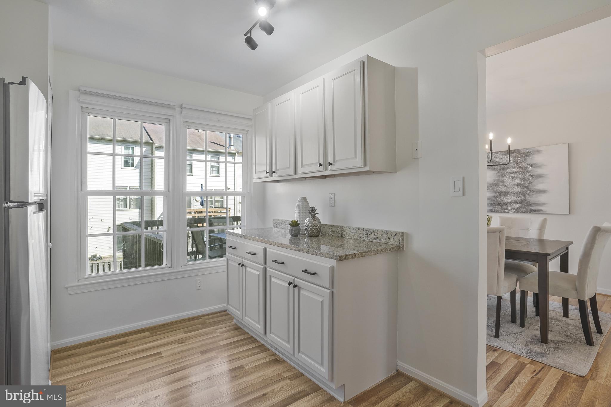 COLONY PARK - Residential