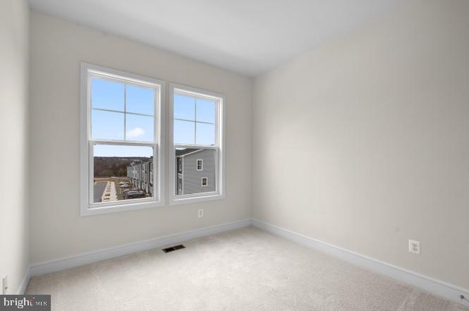 LAKE FREDERICK - Residential Lease