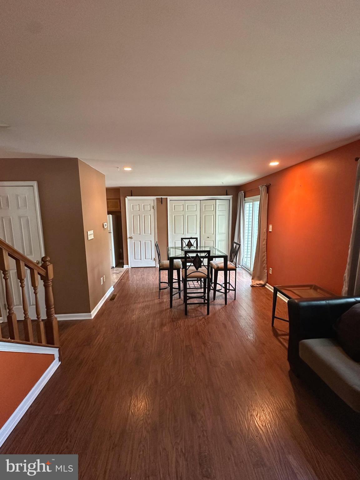 745 CEDAR COURT