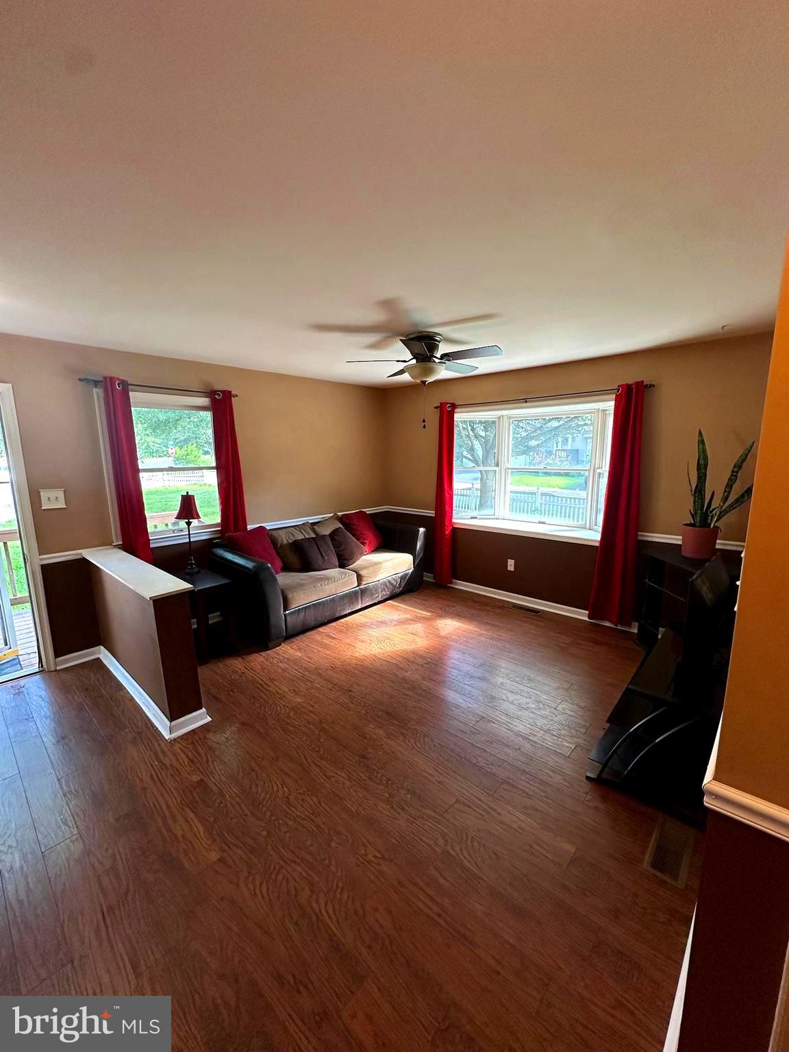 745 CEDAR COURT