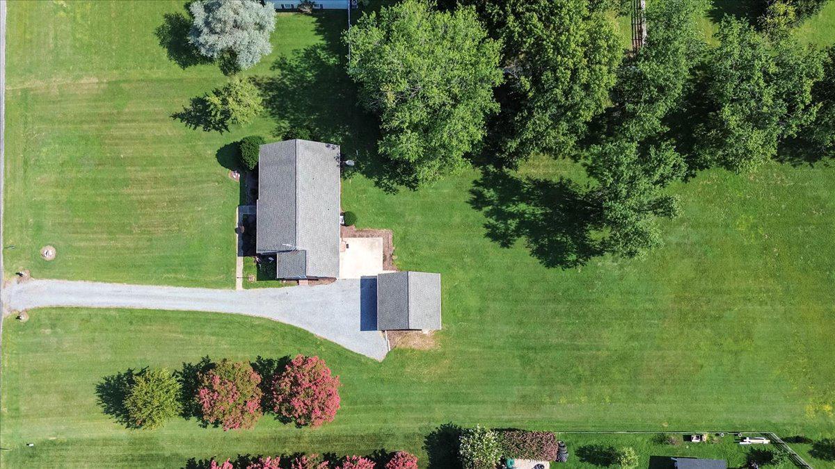 315 BENTONS PLEASURE ROAD