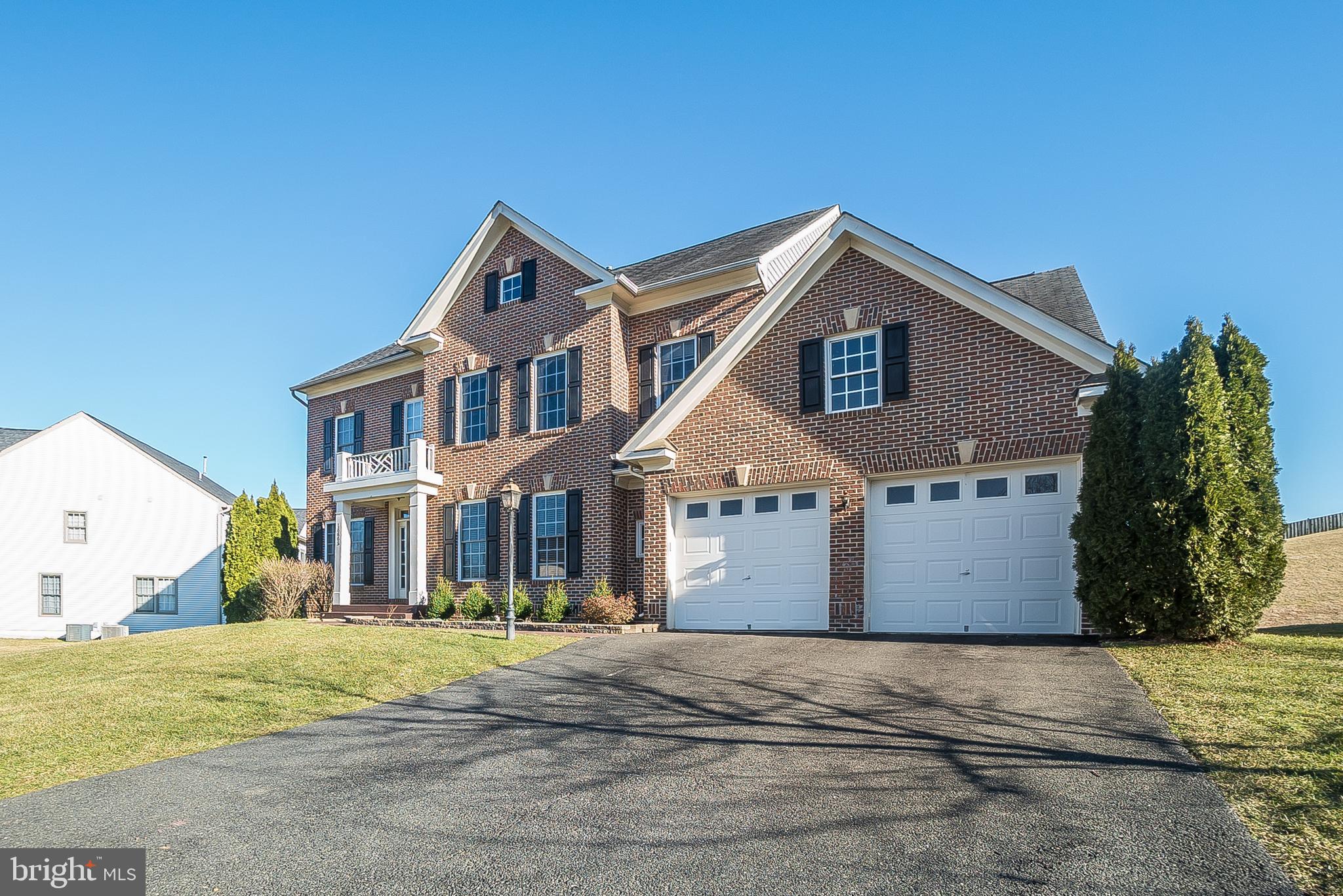 STONE WALL MANOR - Residential