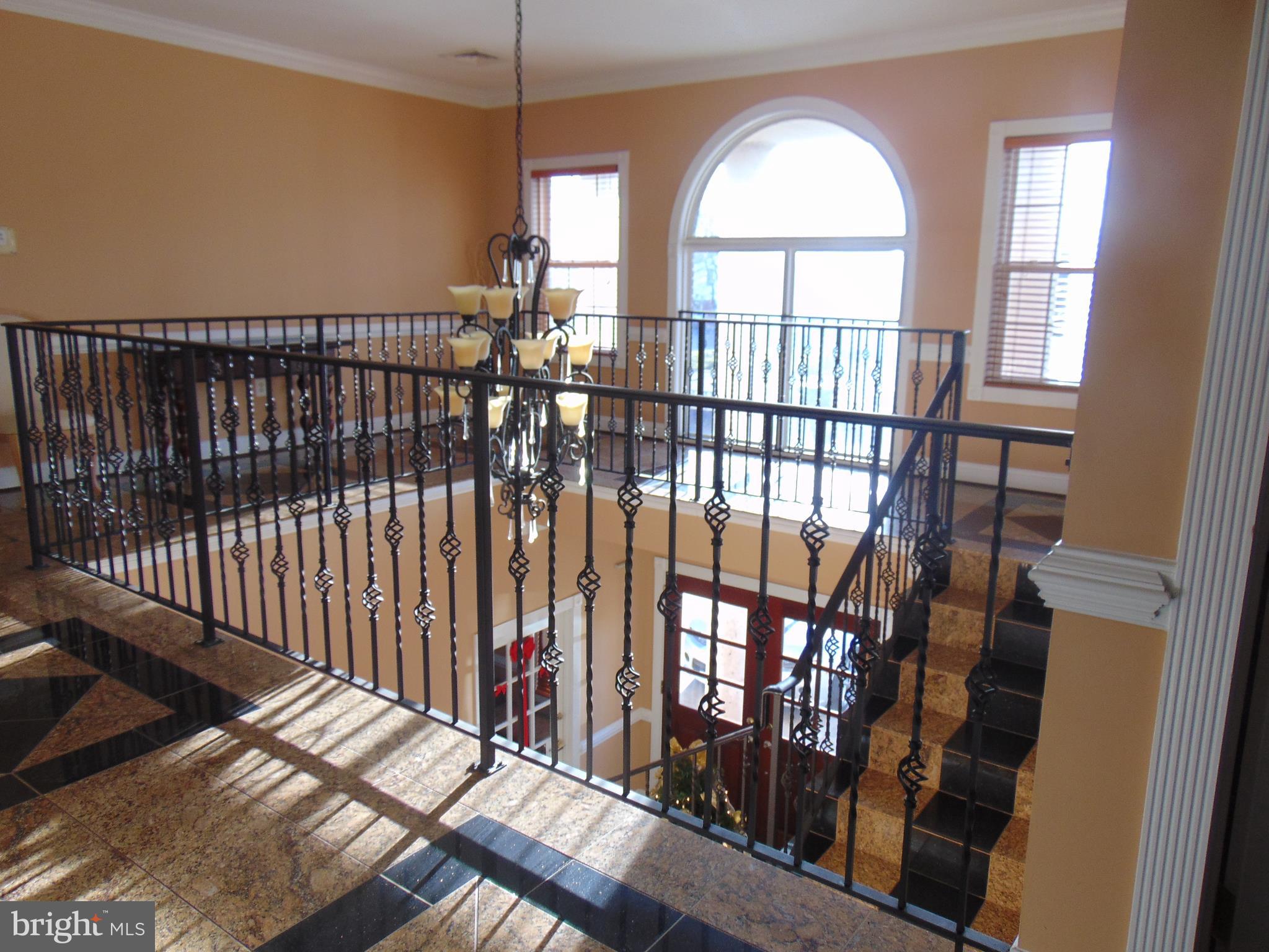 9202 VENTURE COURT