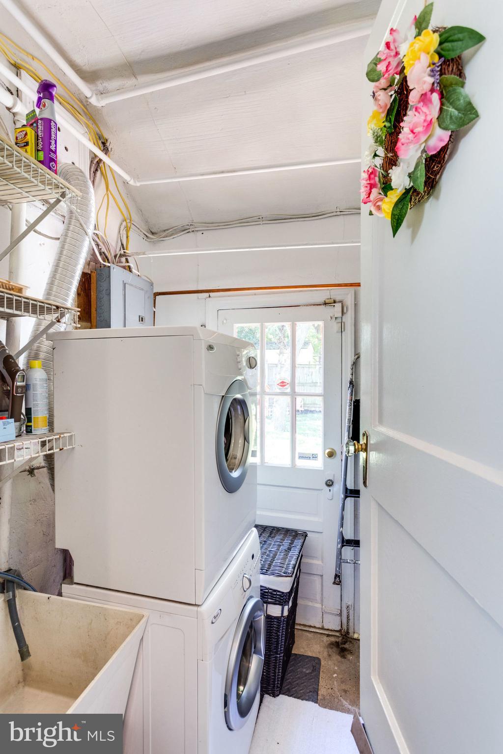 ROSEMONT PARK - Residential