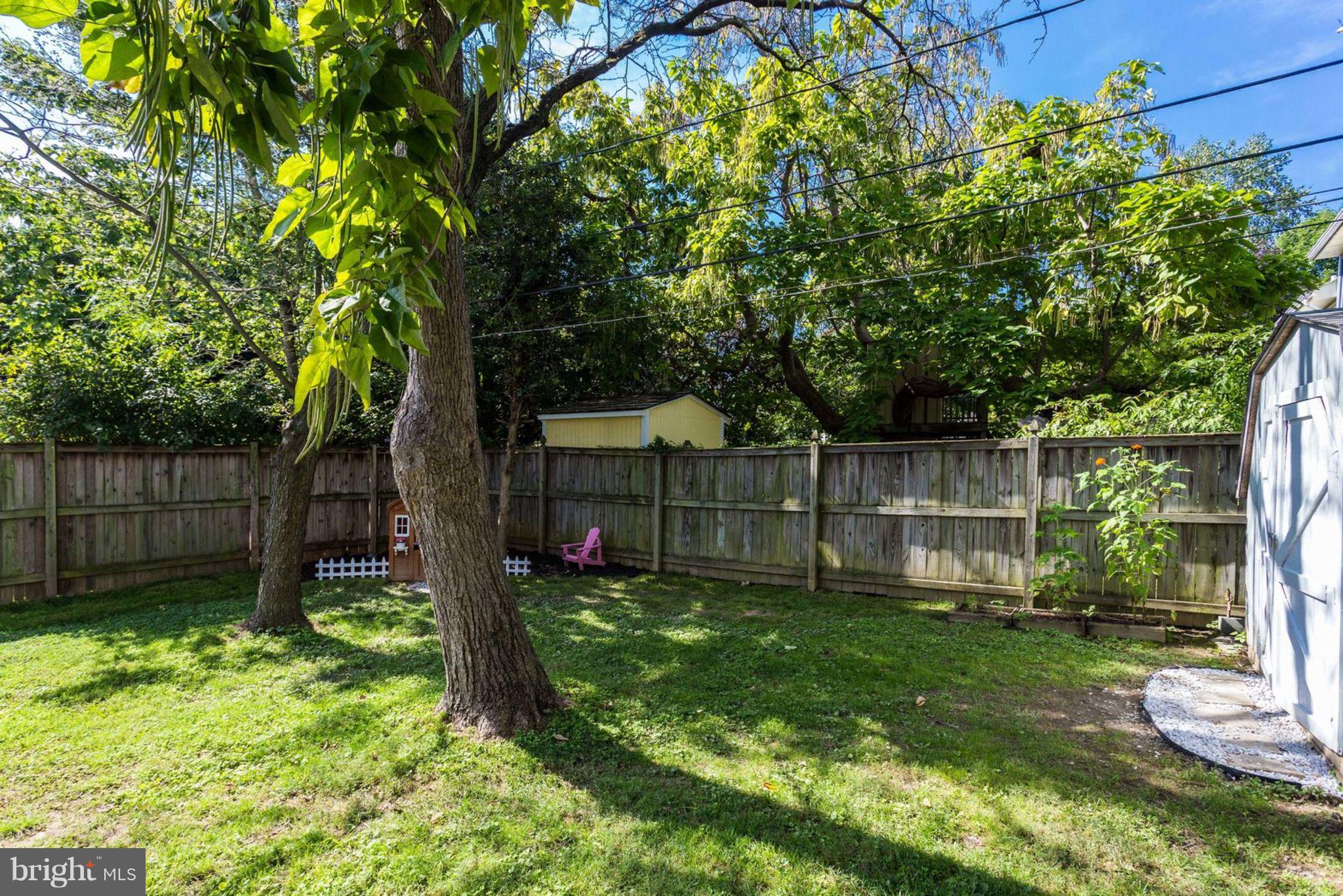 ROSEMONT PARK - Residential