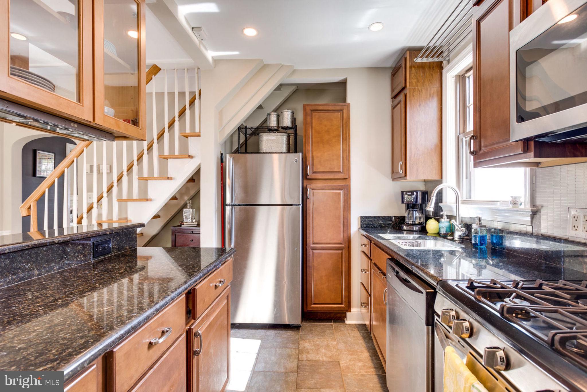 ROSEMONT PARK - Residential