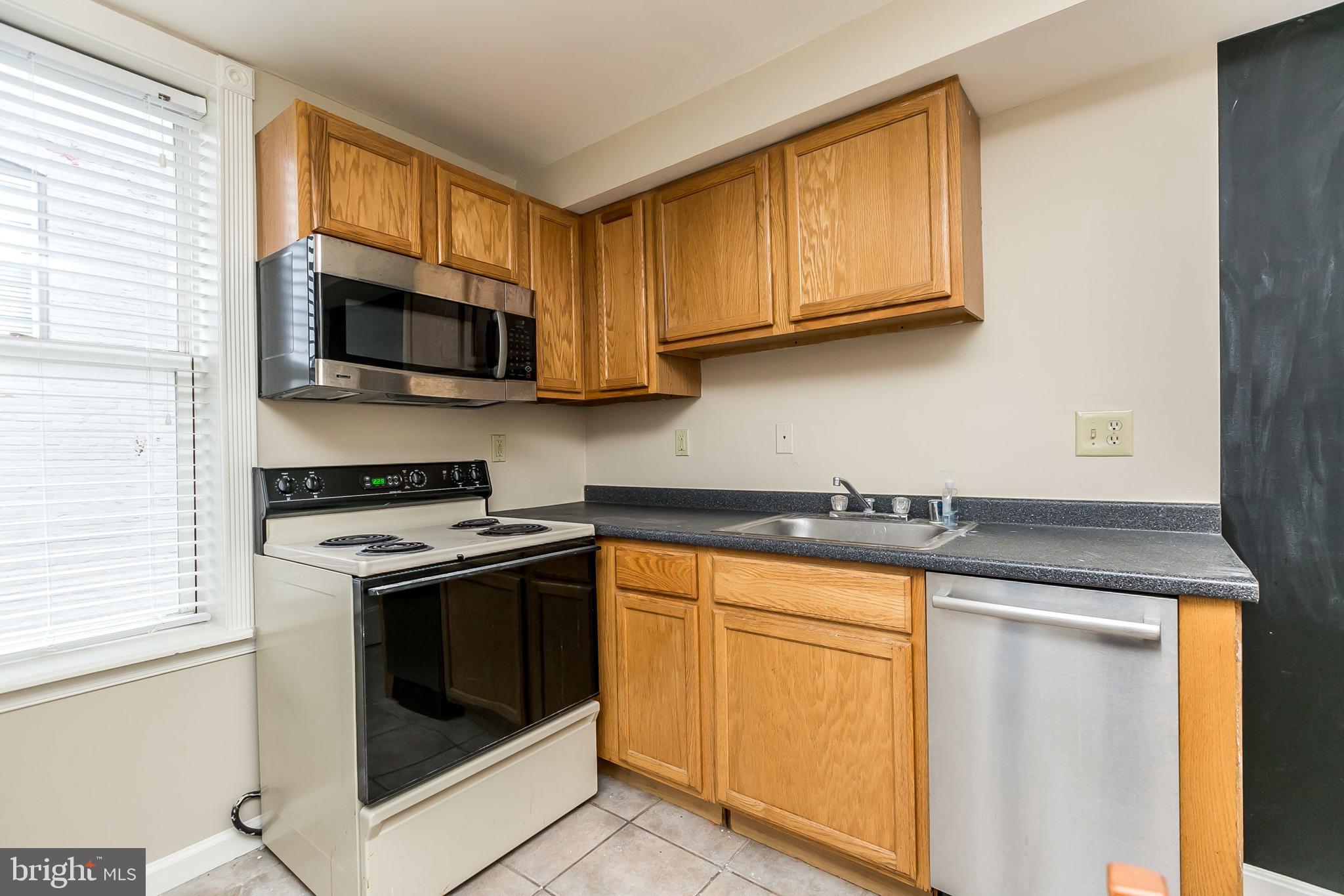 FEDERAL HILL HISTORIC DISTRICT - Residential Lease