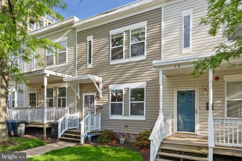 MLS: DCDC2172526