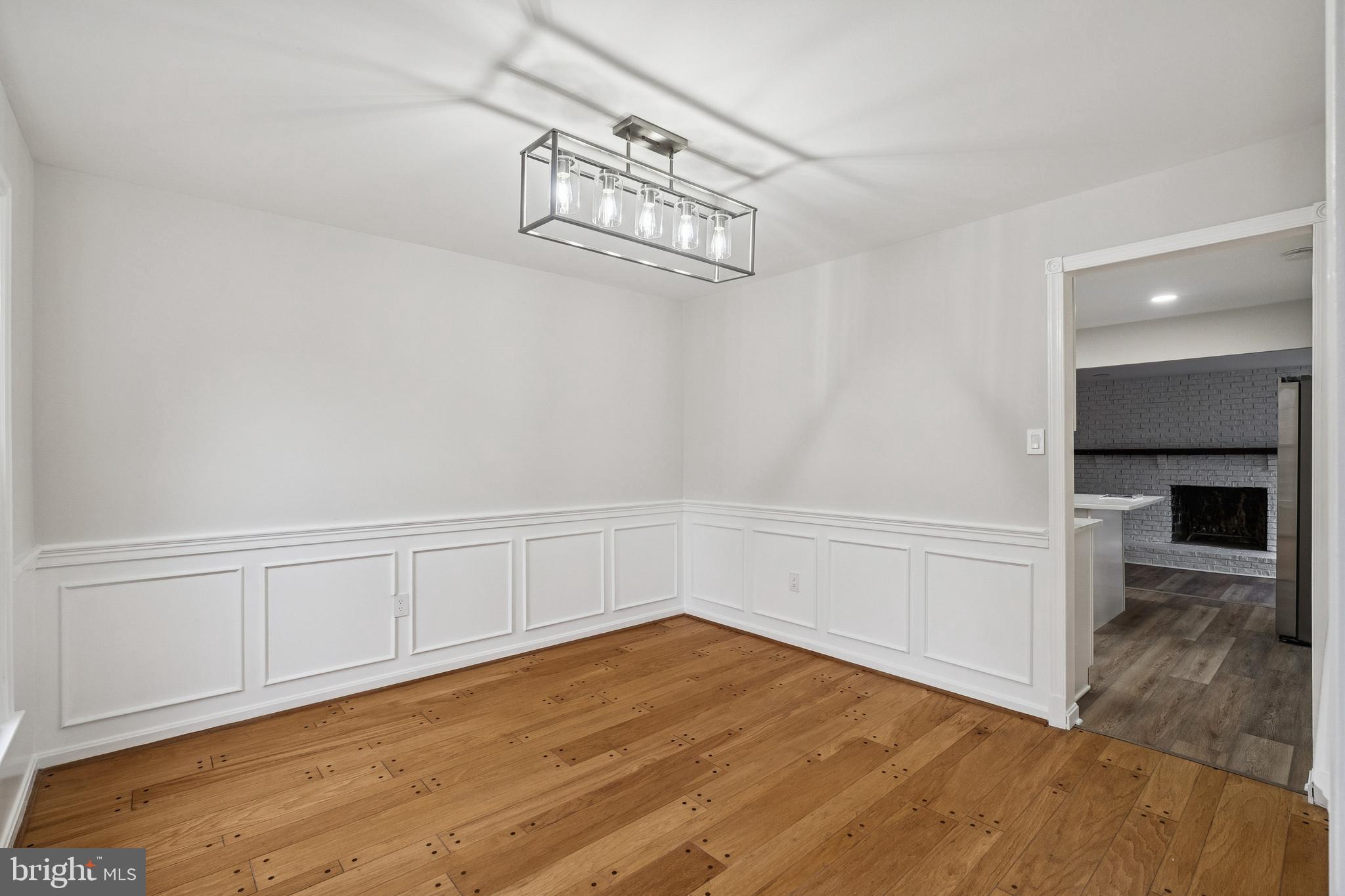 LAKE RIDGE - Residential