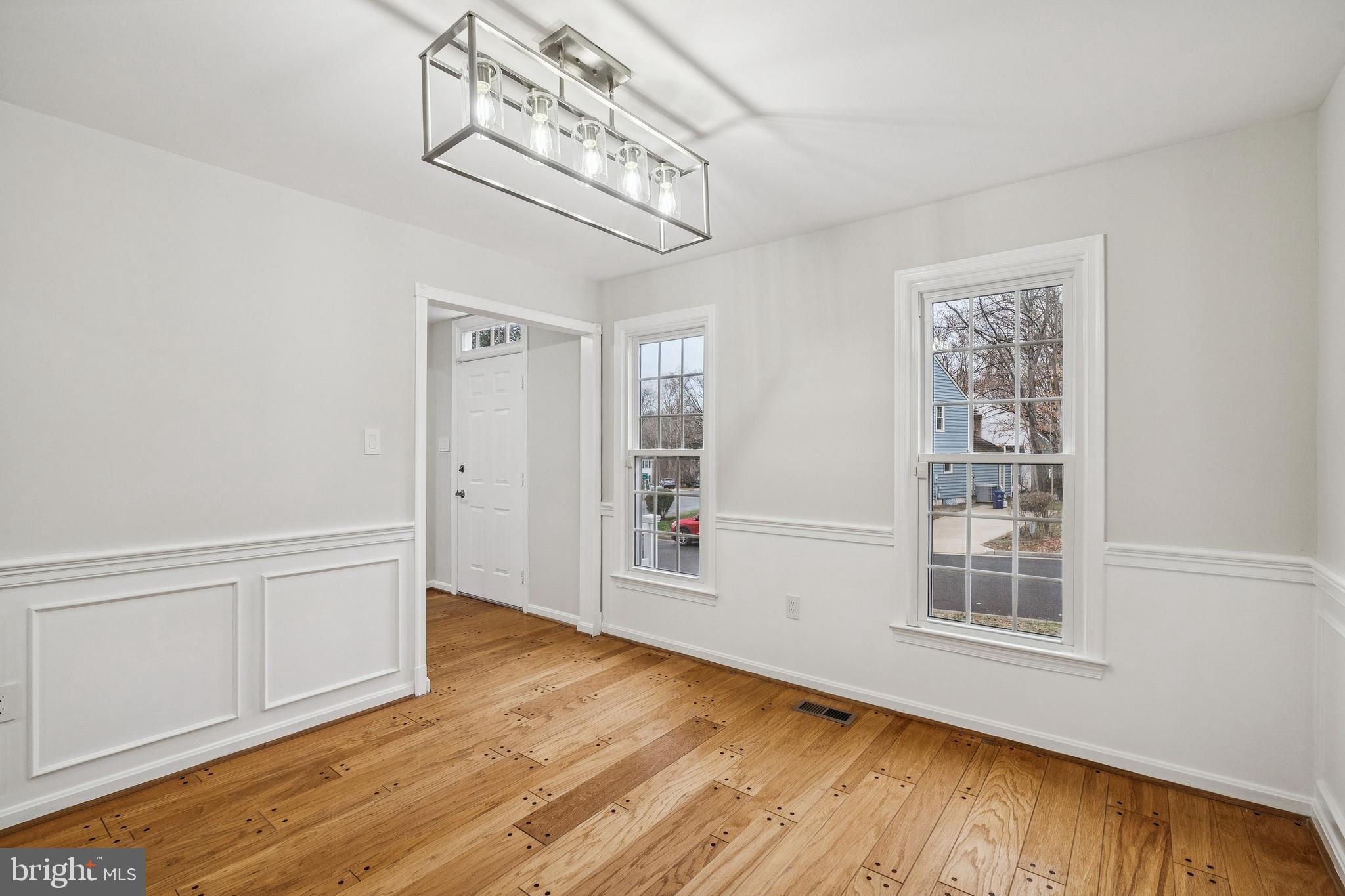 LAKE RIDGE - Residential