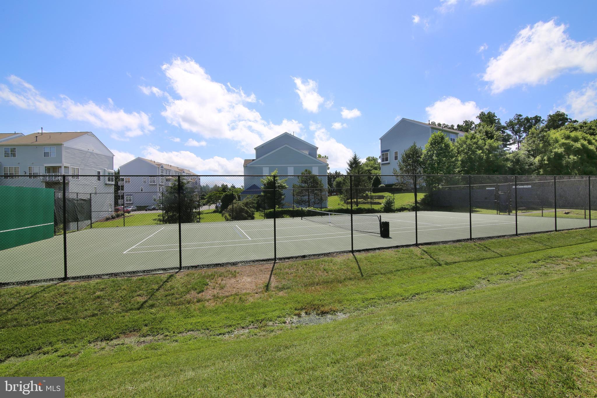 LAKE RIDGE - Residential