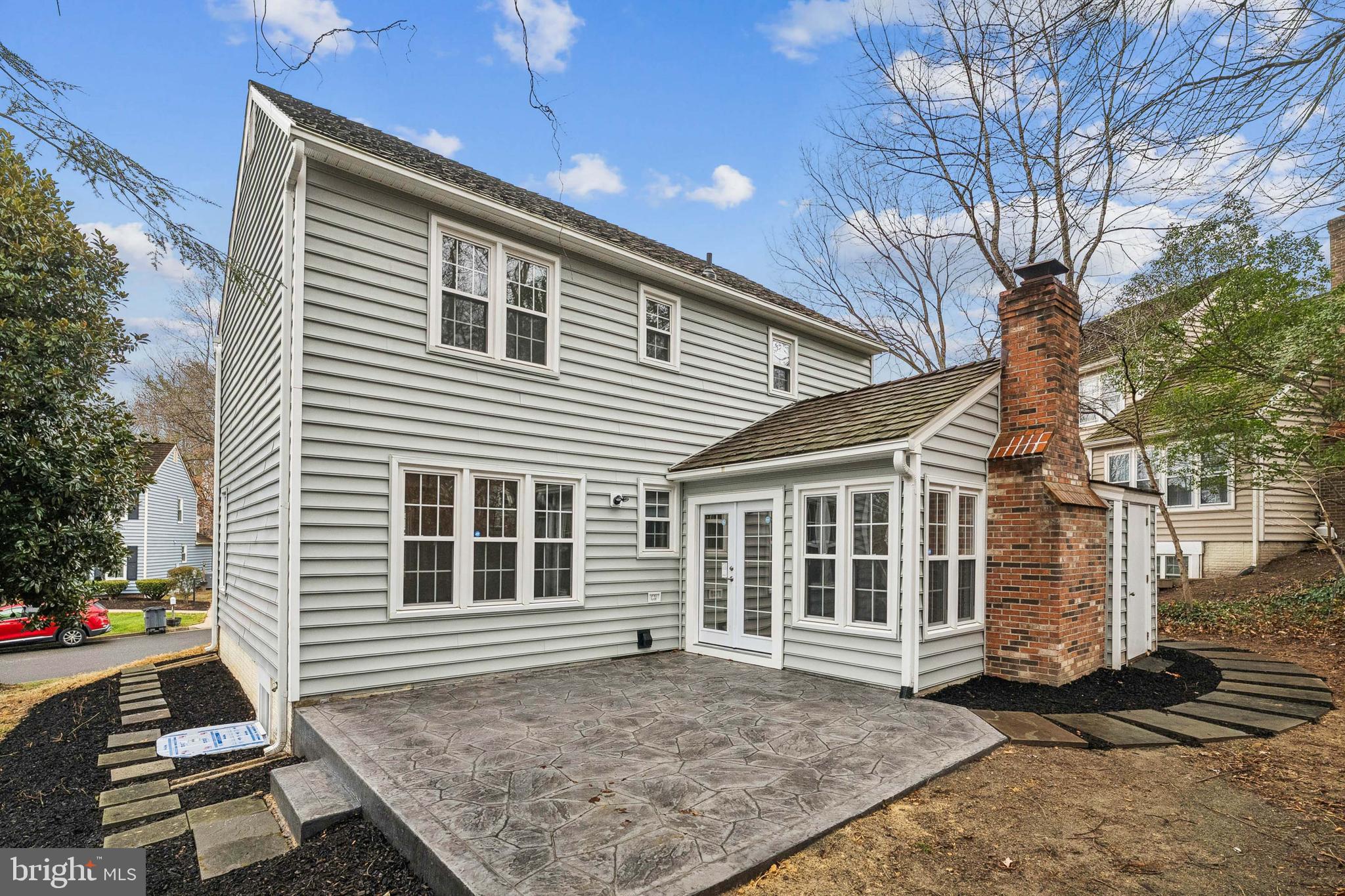 LAKE RIDGE - Residential