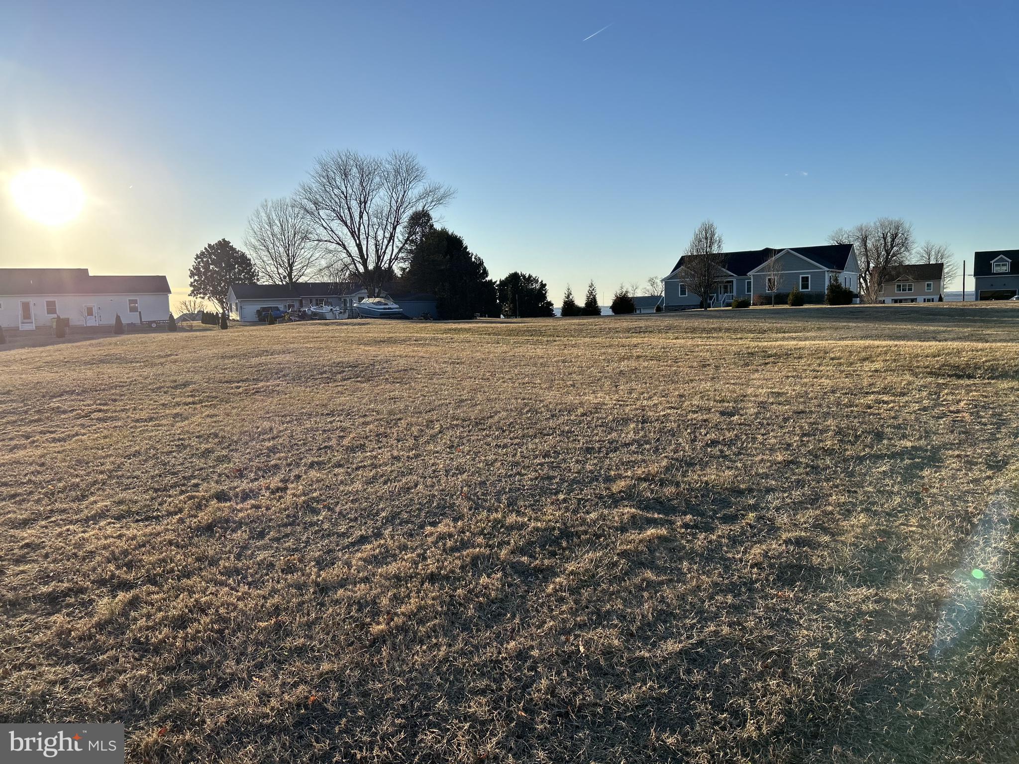 BAY VIEW ESTATES - Land