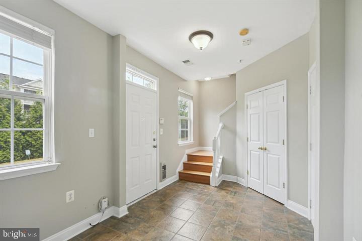 21776 JARVIS SQUARE