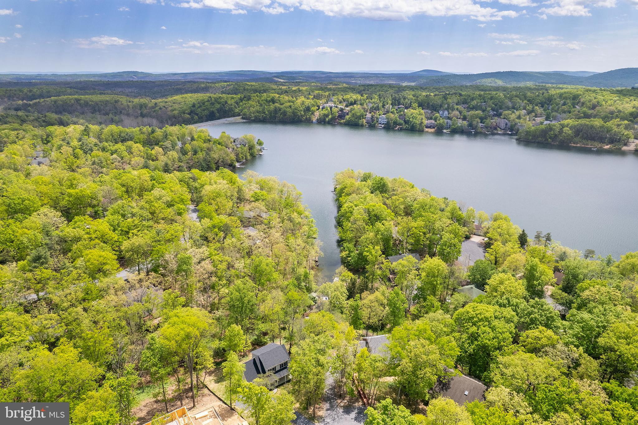 LAKE HOLIDAY ESTATES - Residential