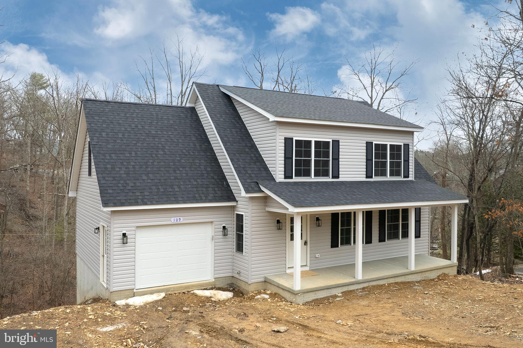 LAKE HOLIDAY ESTATES - Residential