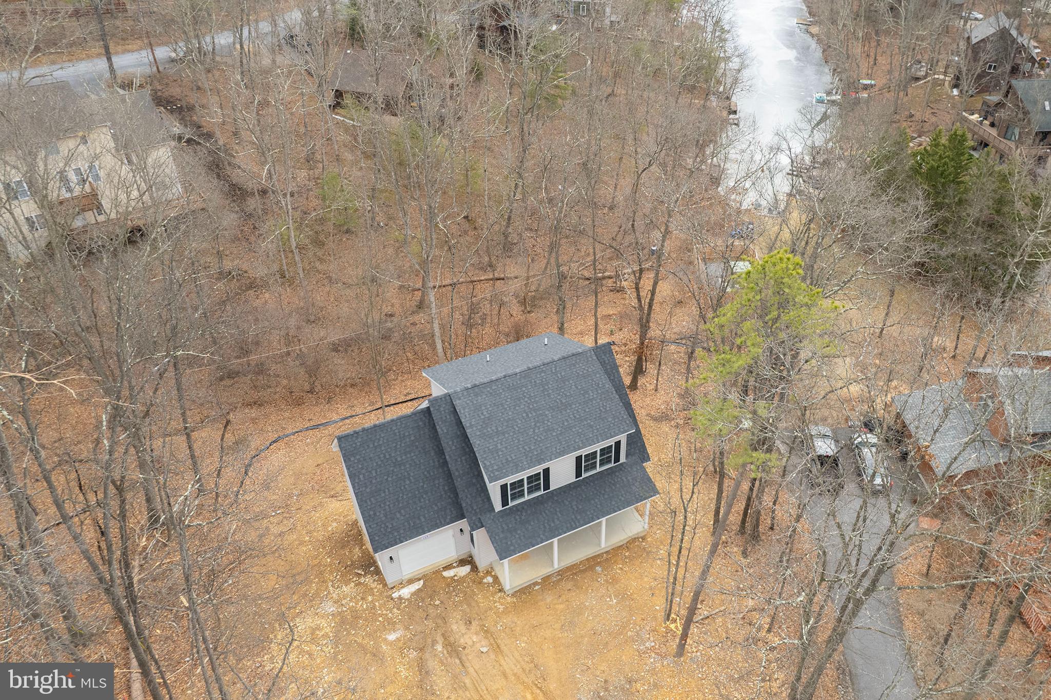 LAKE HOLIDAY ESTATES - Residential