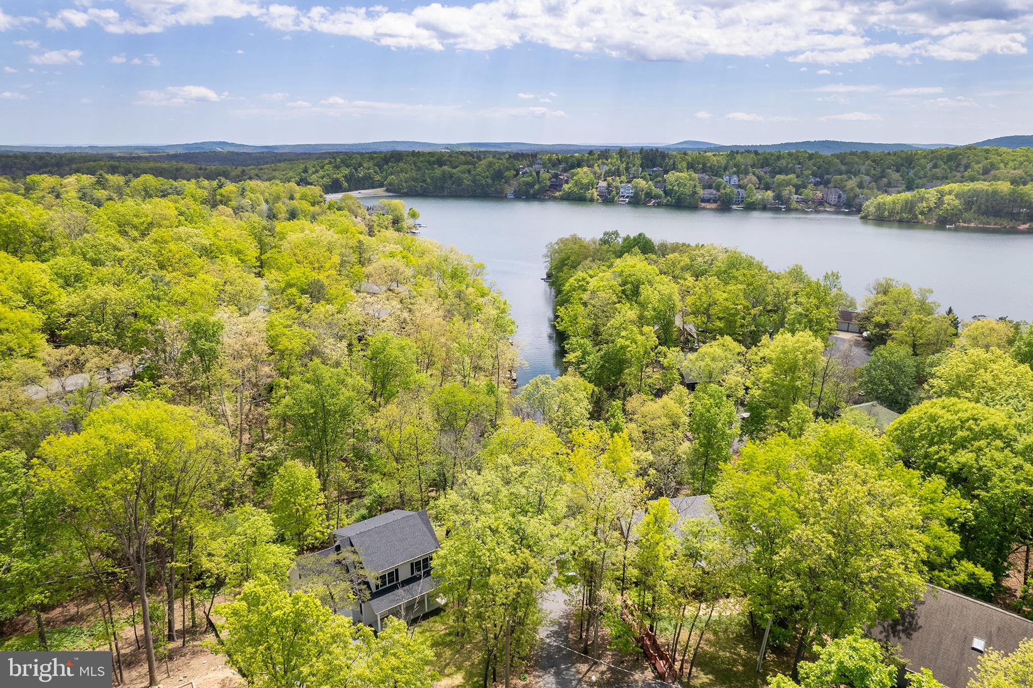 LAKE HOLIDAY ESTATES - Residential