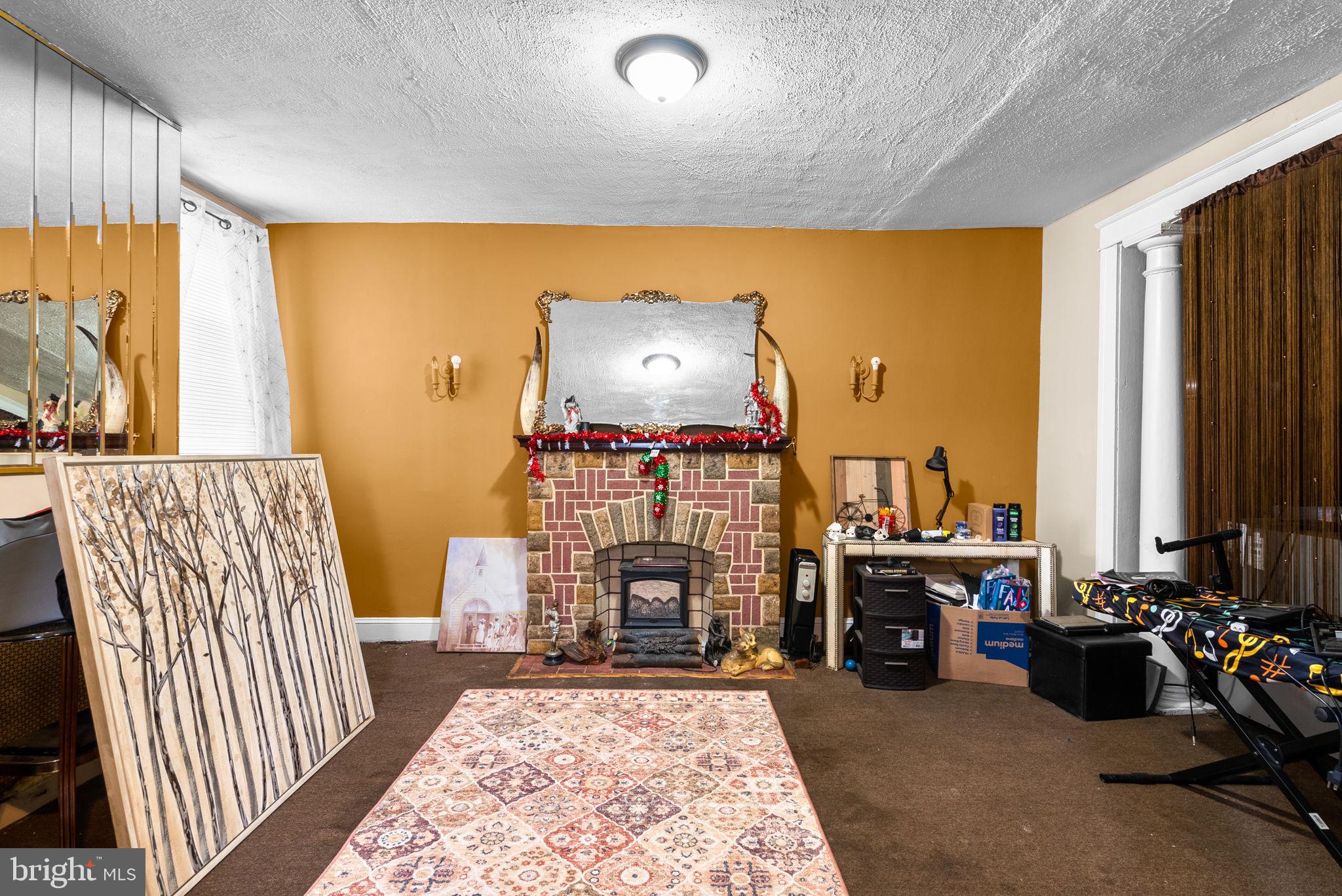 EASTERWOOD - Commercial Sale