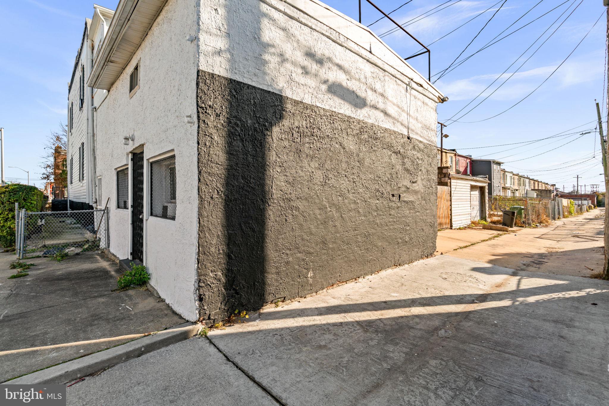 EASTERWOOD - Commercial Sale