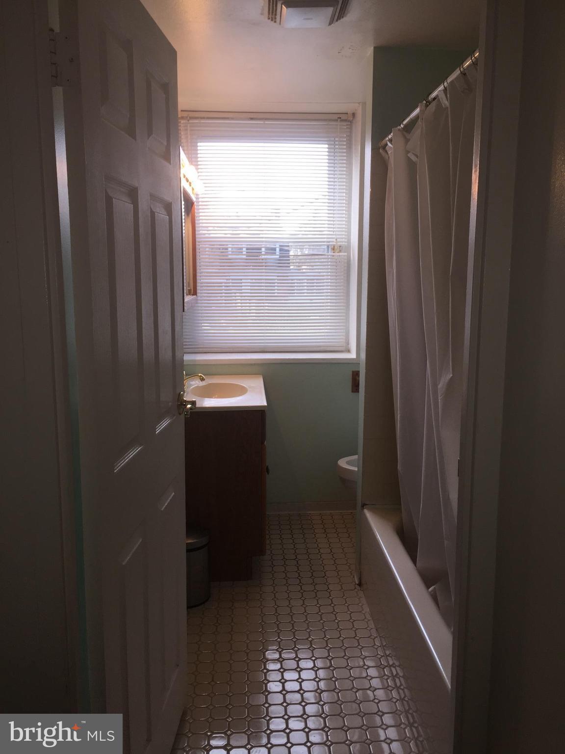 PARKSIDE HEIGHTS - Residential Lease