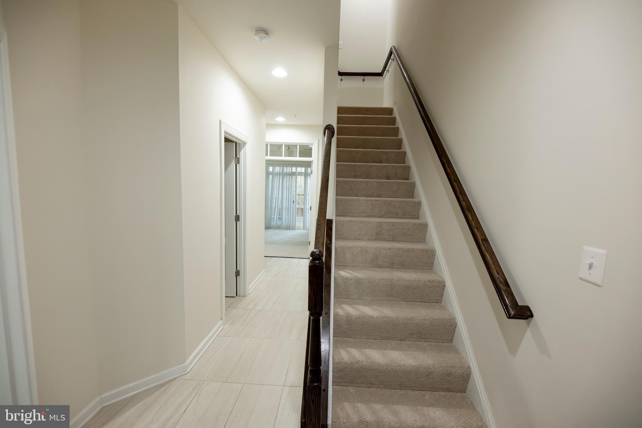 FALLS GROVE - Residential Lease